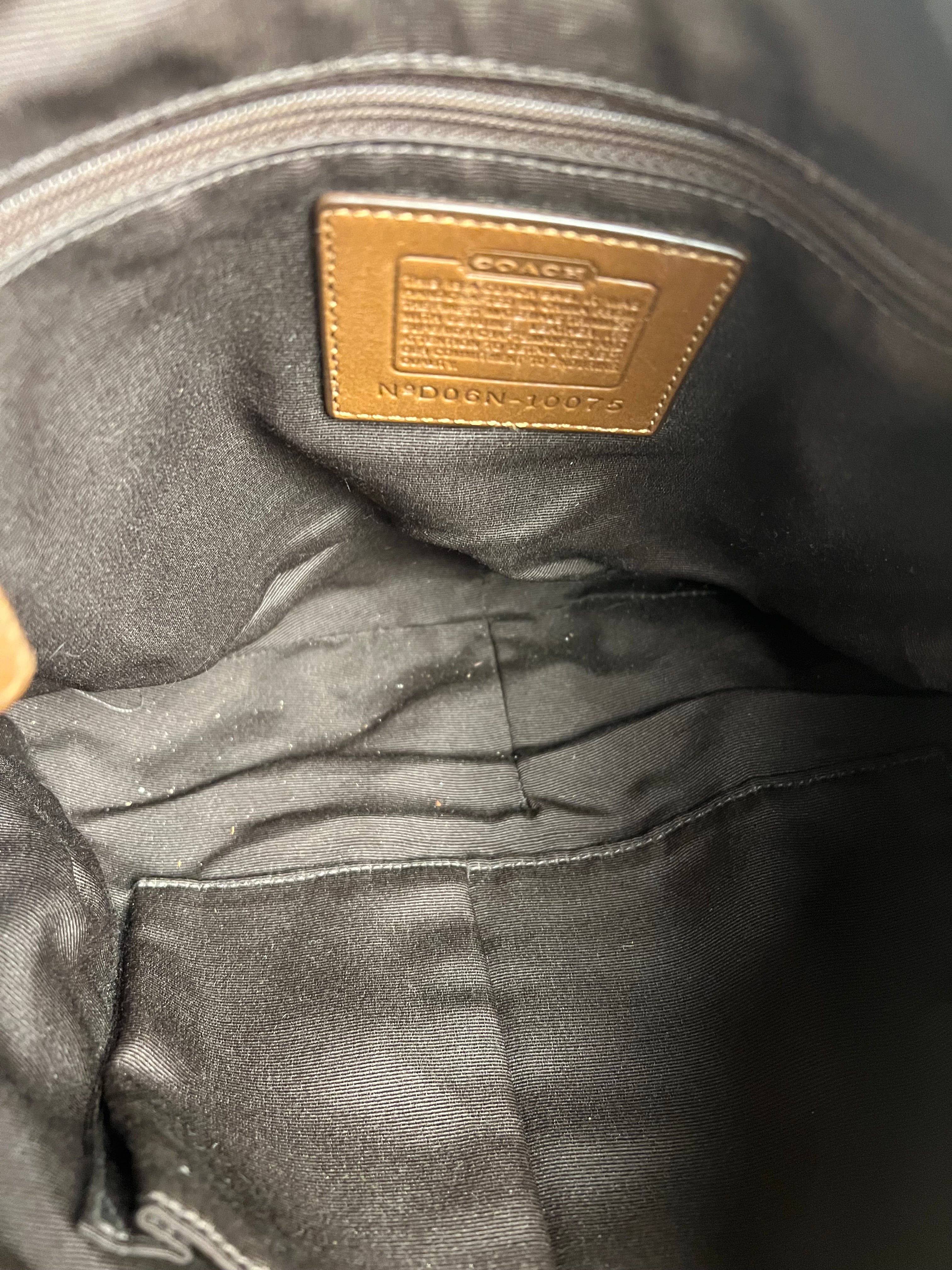 Coach Hobo Crescent Shoulder Bag
