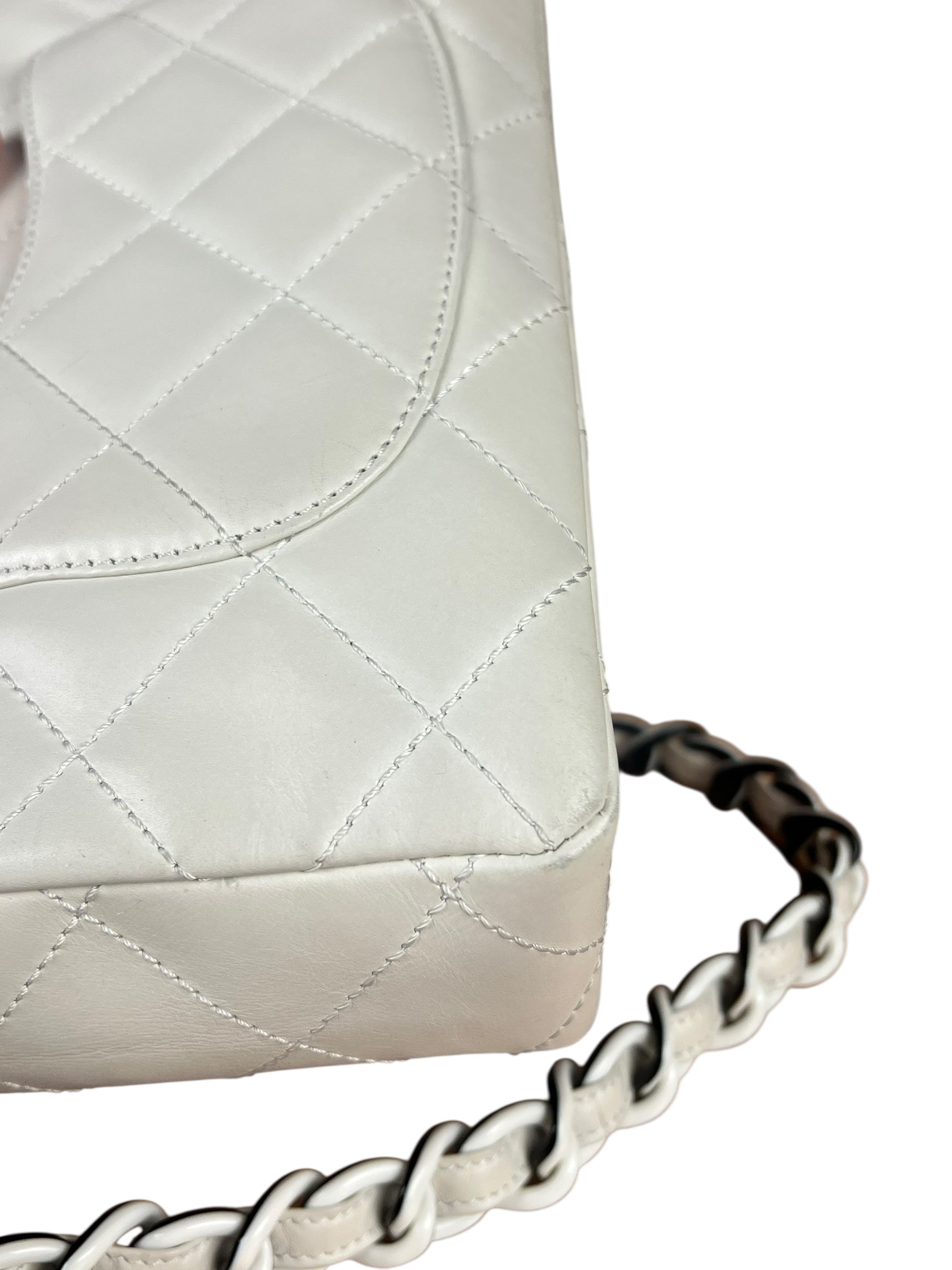 Chanel Classique White Quilted Leather Flap Bag 2001