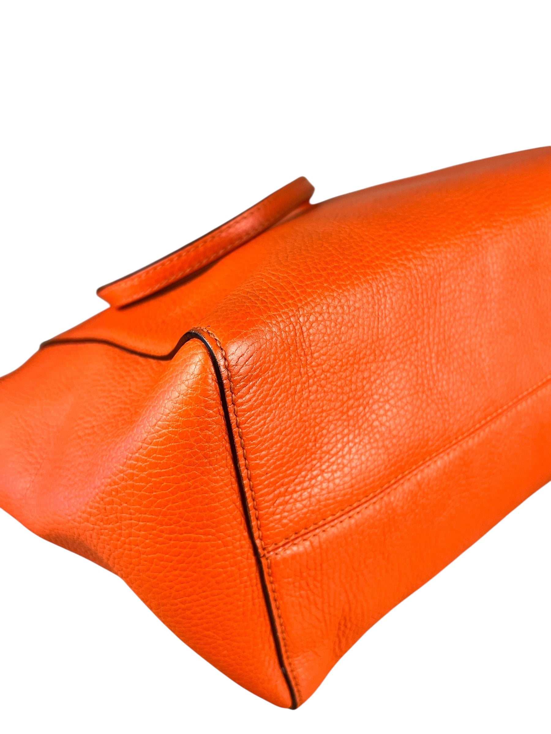 Gucci Orange Pebble Leather Swing Medium Tote