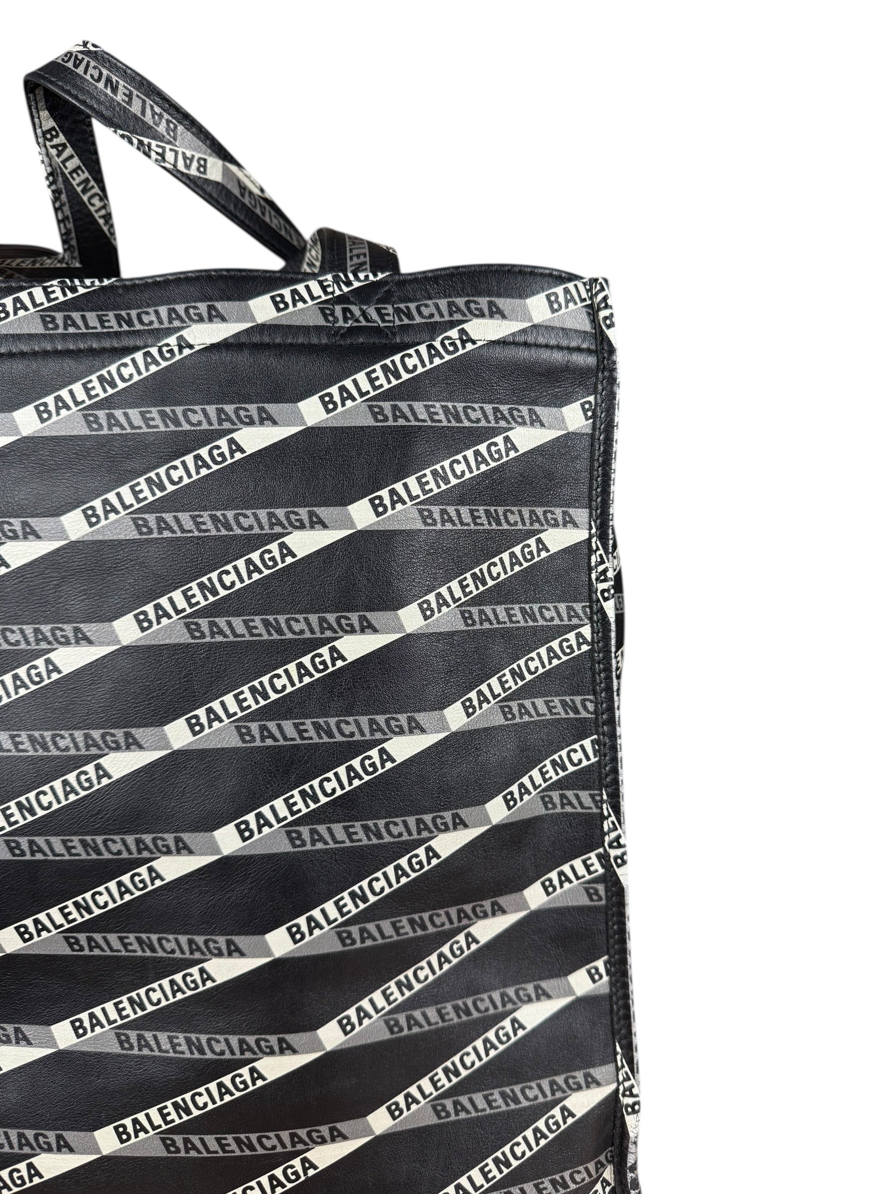Balenciaga Diamond logo Print Shoulder Tote