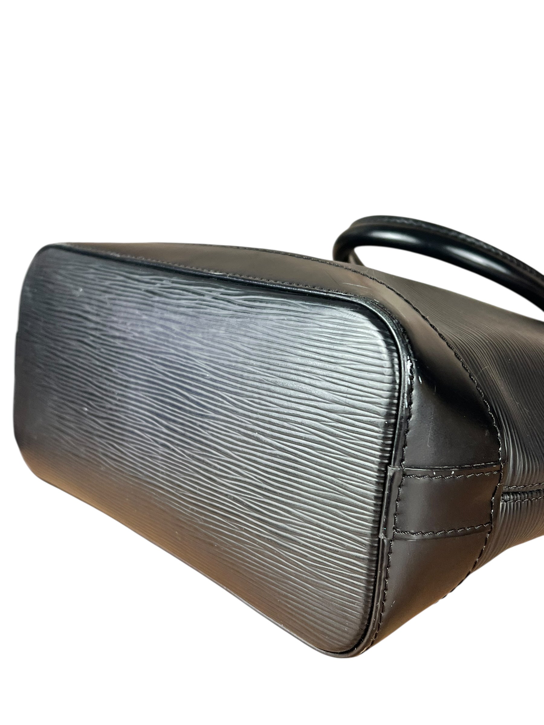 Louis Vuittonn Black Epi Lockit Handbag