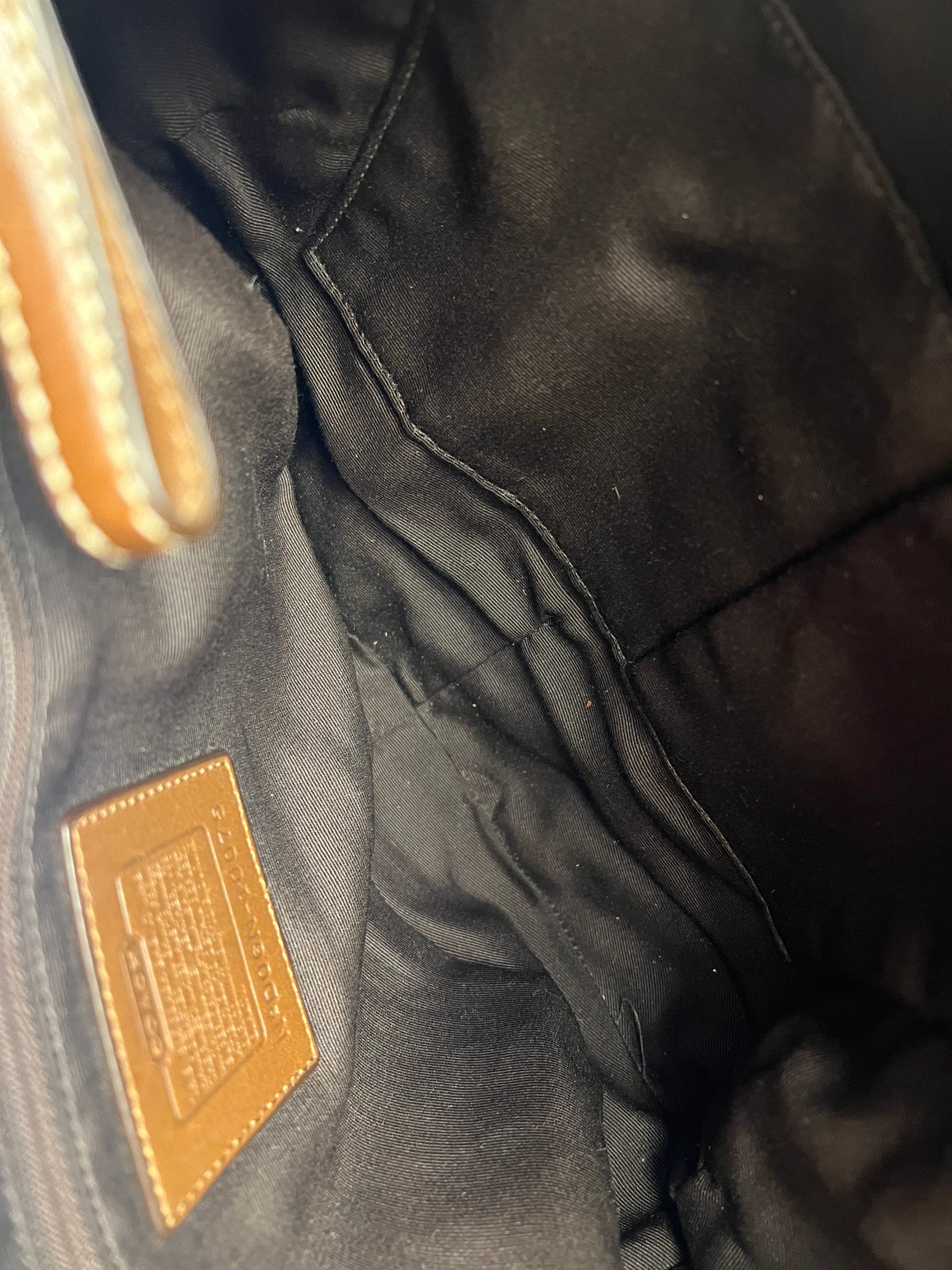 Coach Hobo Crescent Shoulder Bag