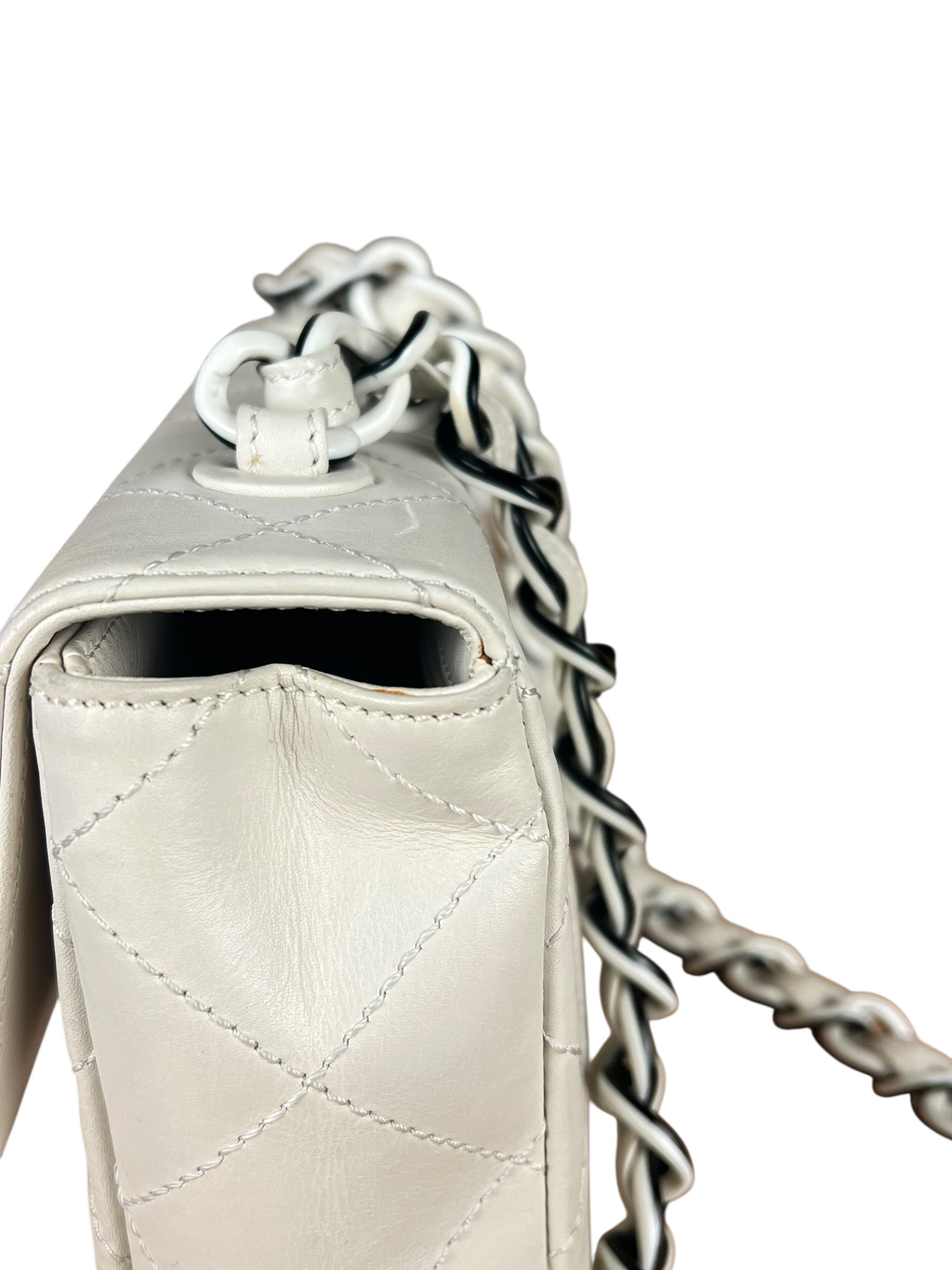 Chanel Classique White Quilted Leather Flap Bag 2001