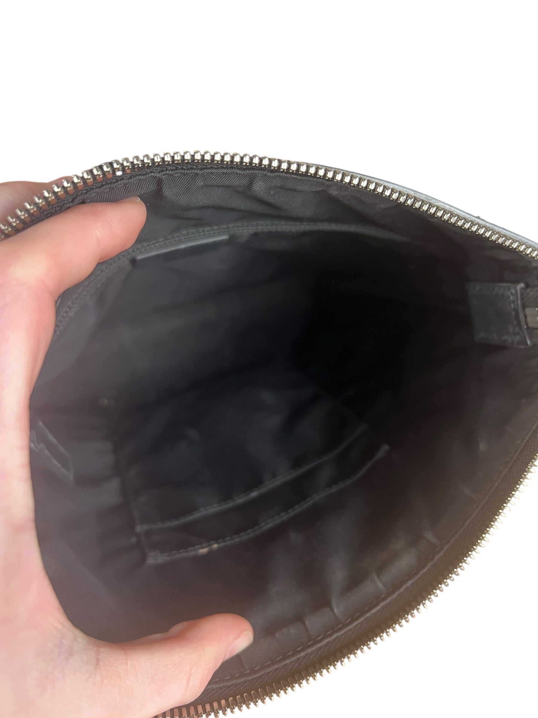 Gucci GG Supreme Monogram Messenger Bag