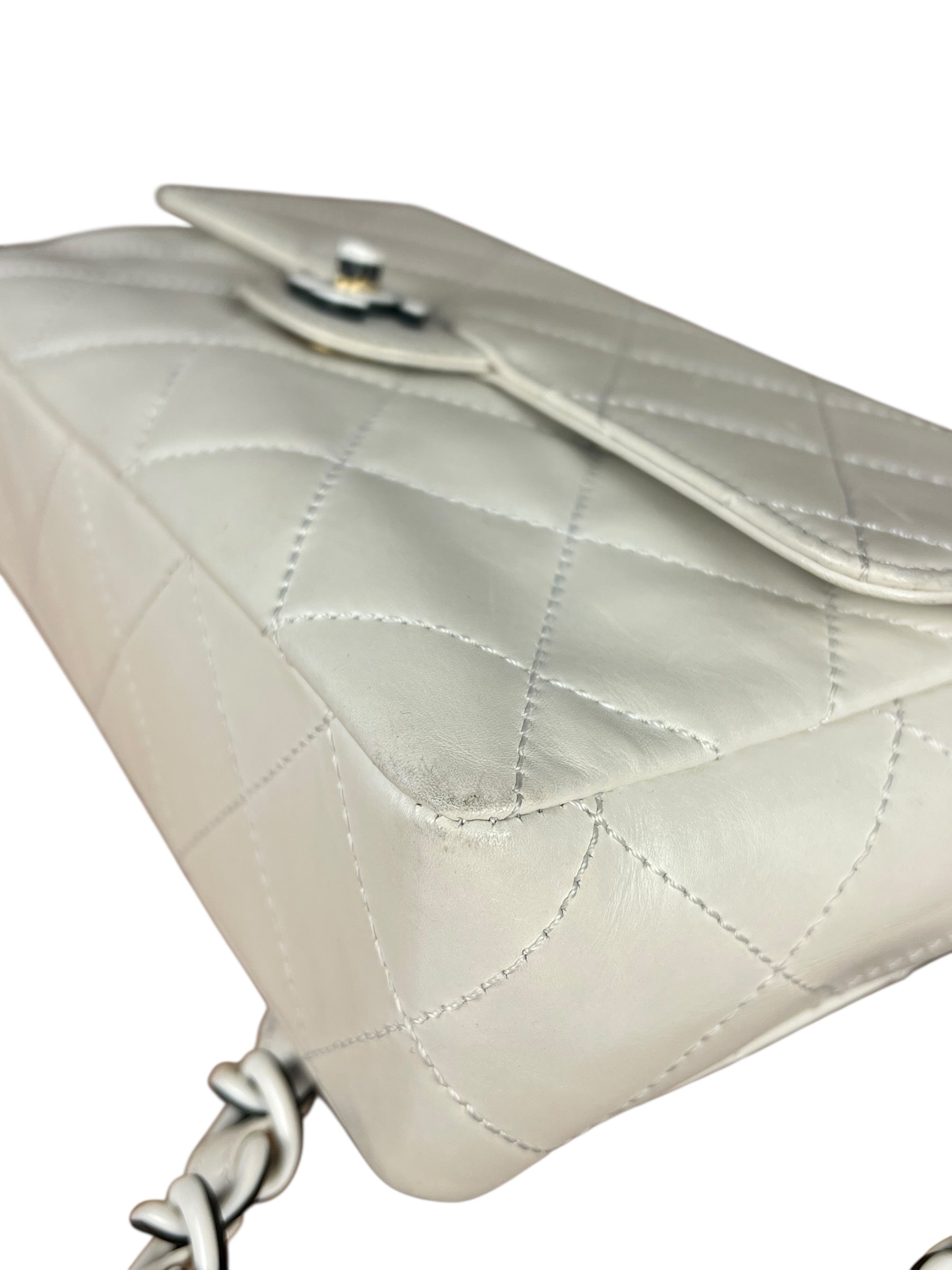 Chanel Classique White Quilted Leather Flap Bag 2001