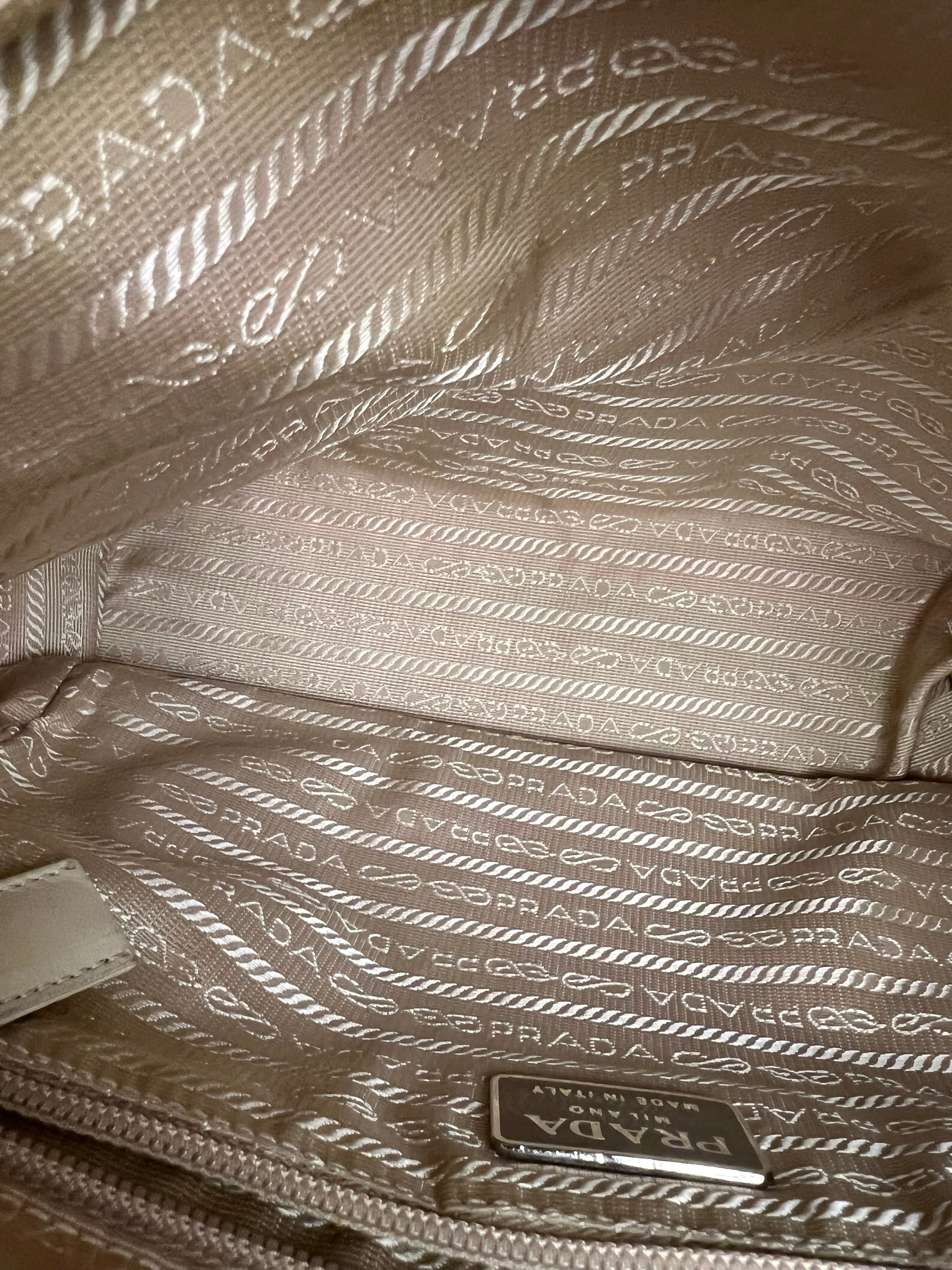 Prada Leather Tote Bag Beige/Ivory