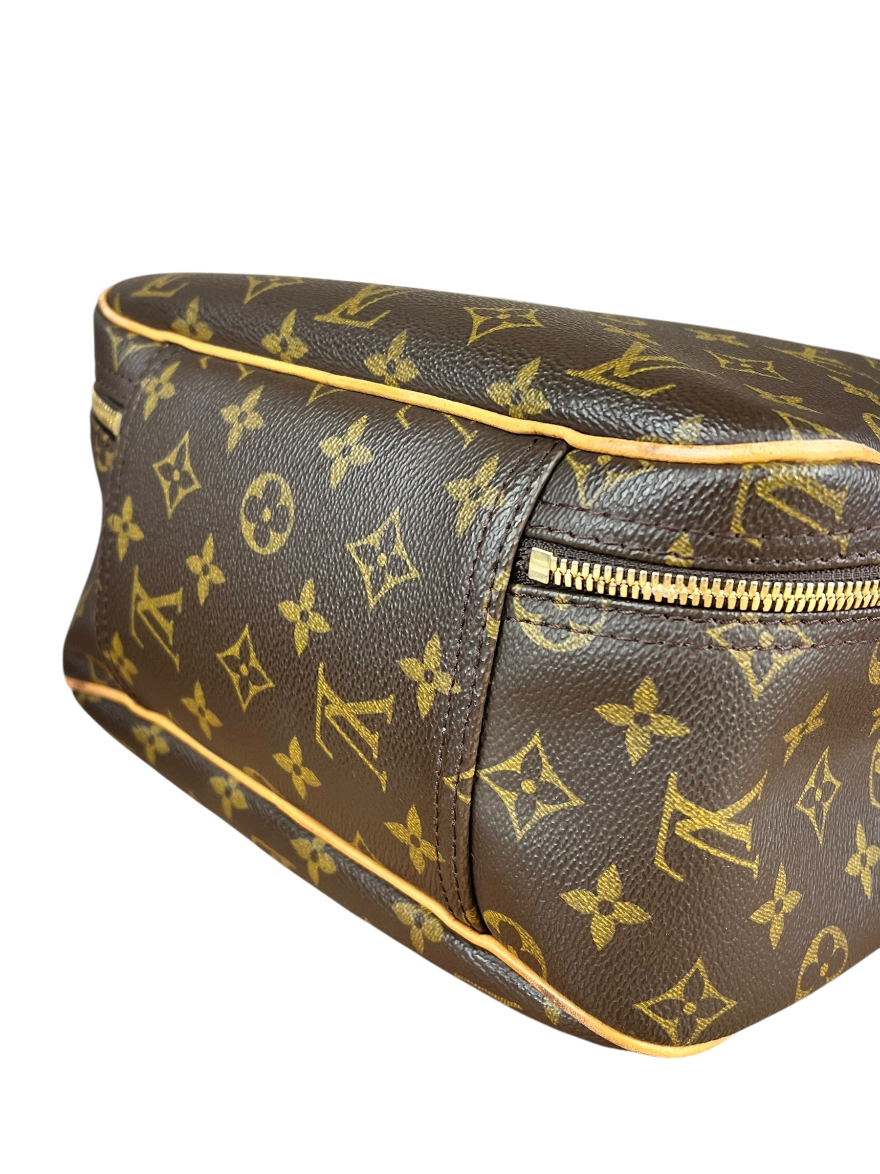 Louis Vuitton Monogram Excursion Handbag