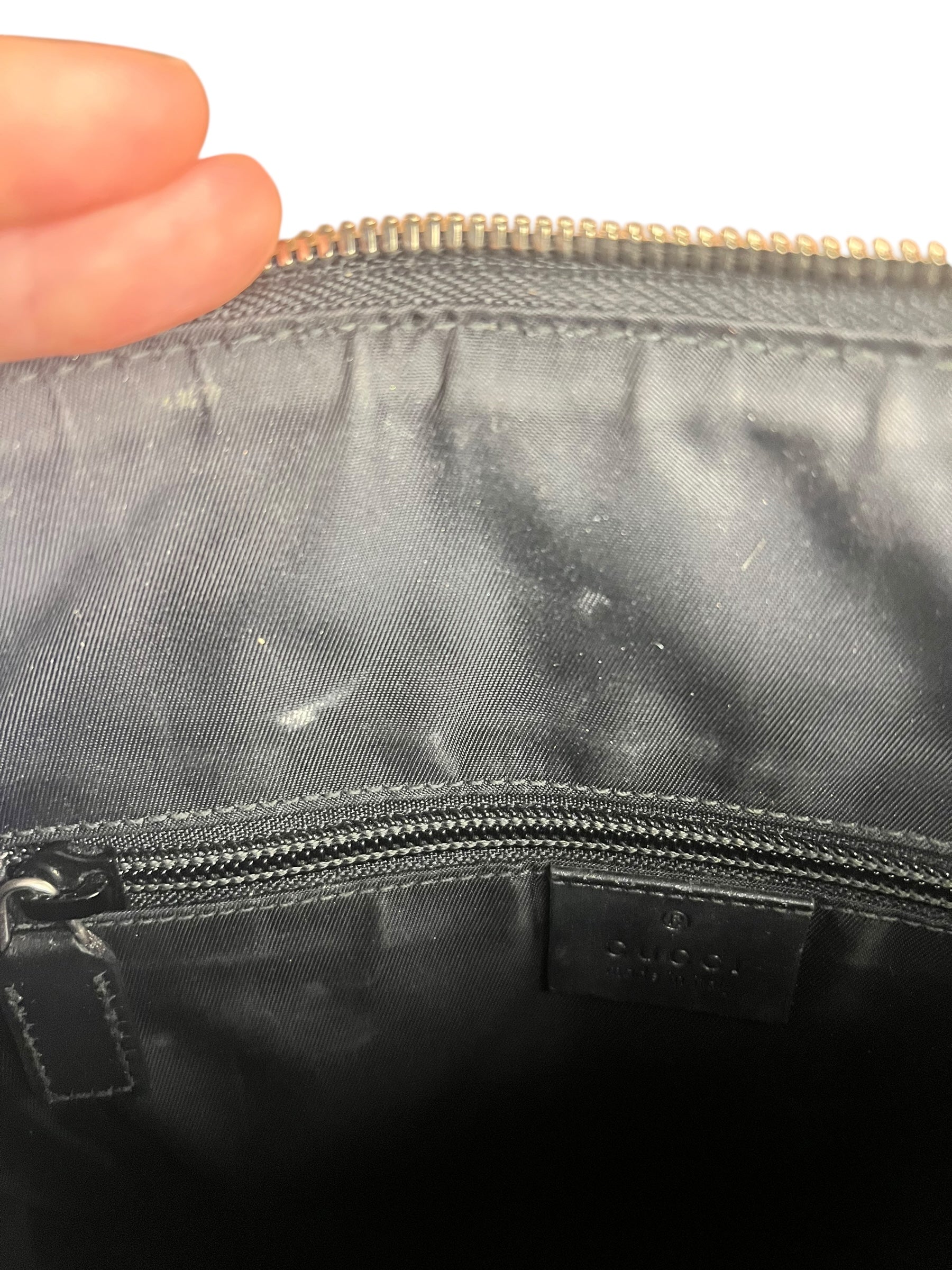 Gucci GG Supreme Monogram Messenger Bag