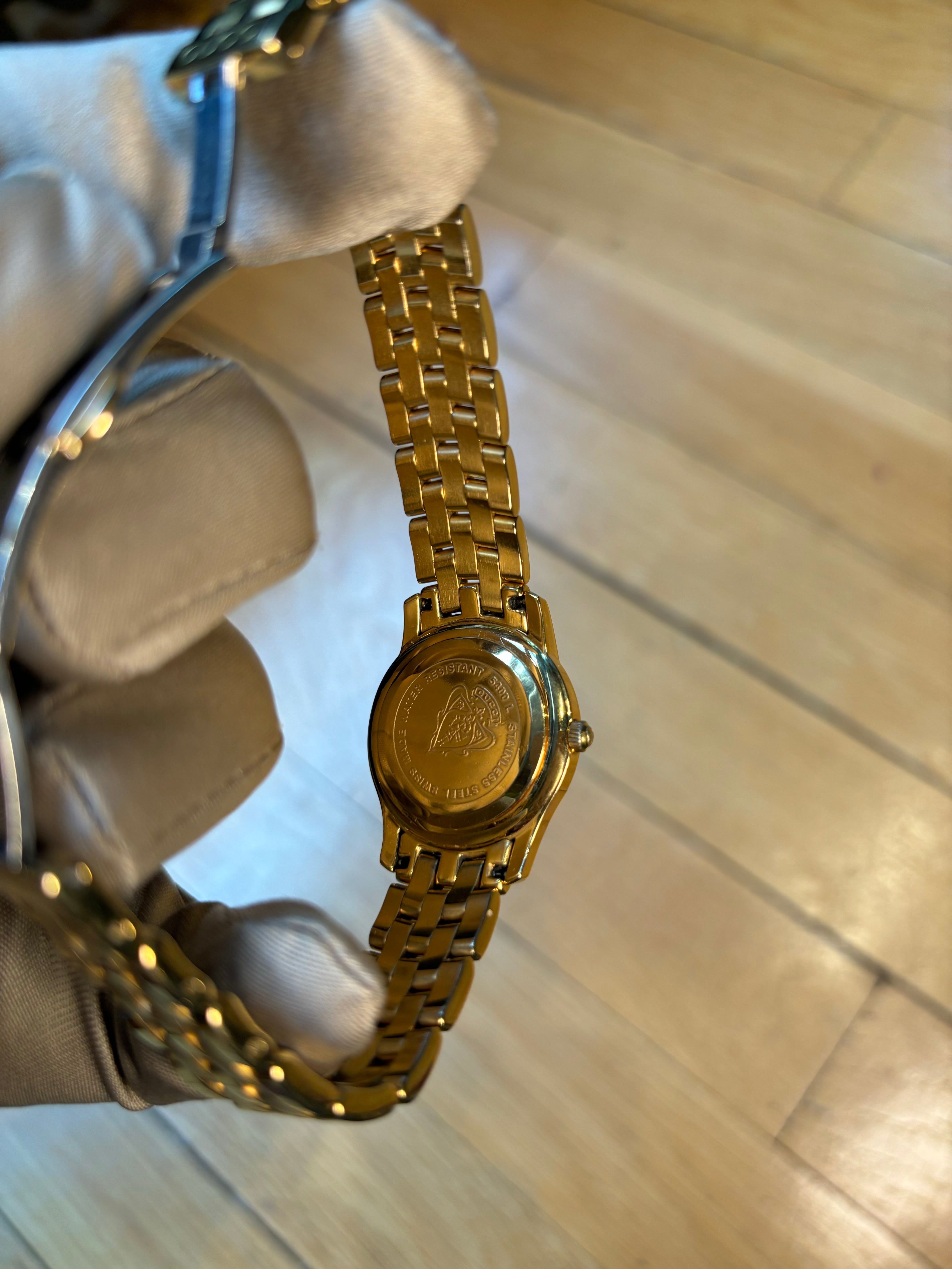 Gucci Gold Plated Link Black Dial