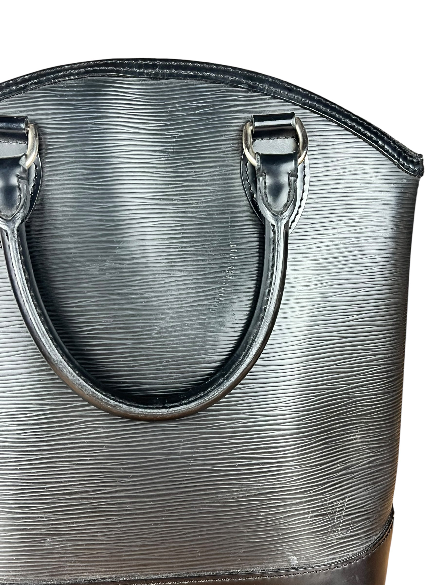 Louis Vuittonn Black Epi Lockit Handbag