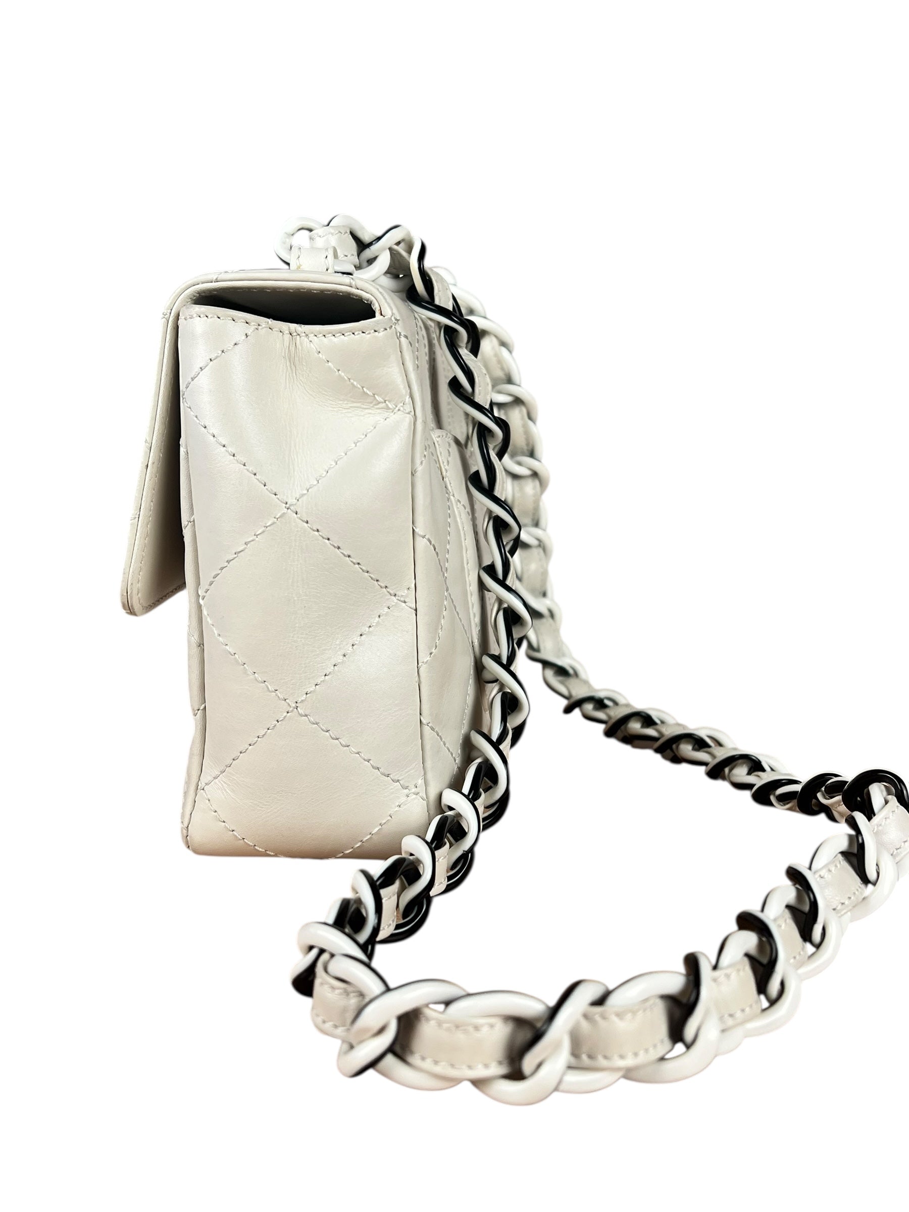 Chanel Classique White Quilted Leather Flap Bag 2001