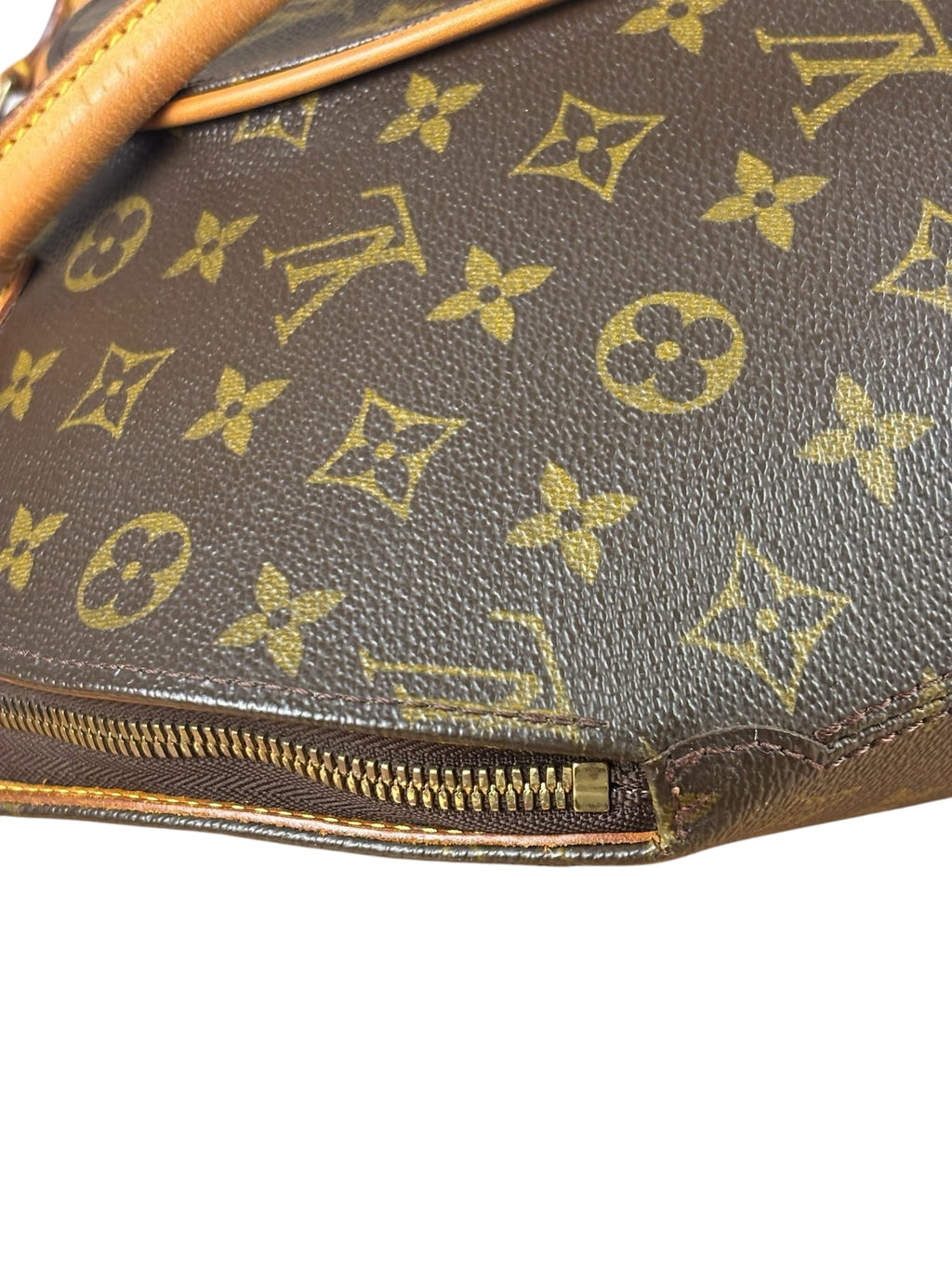 Louis Vuitton Monogram Ellipse Handbag