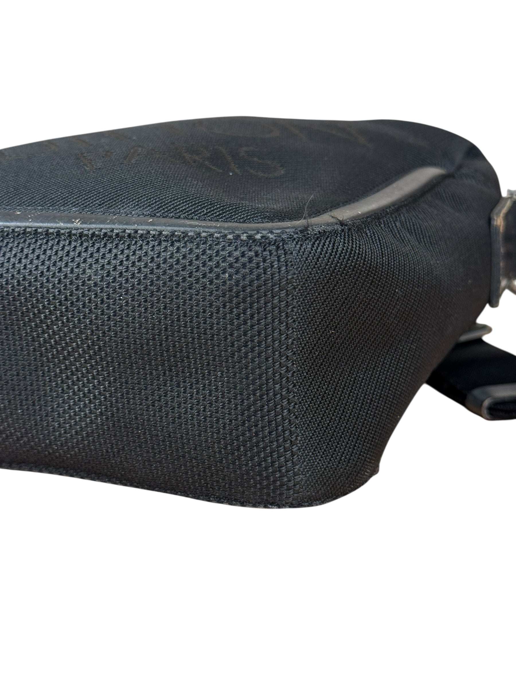 Louis Vuitton Black Damier Geant Vintage Crossbody