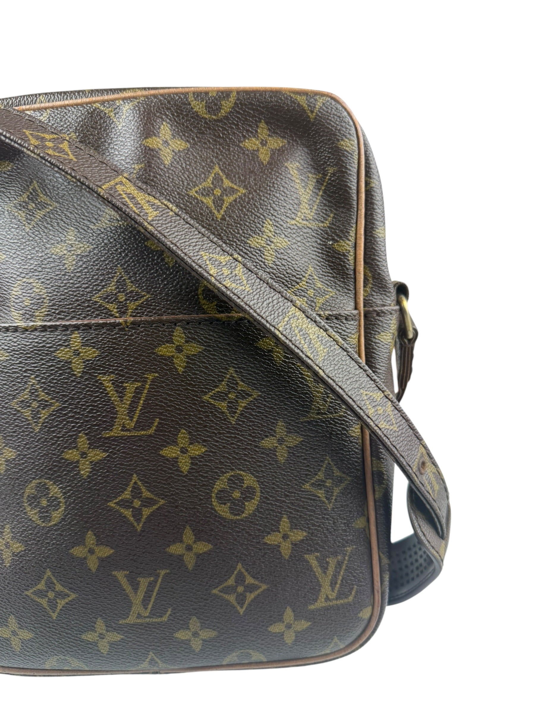Louis Vuitton Canvas Monogram Marceau Crossbody Messenger Bag