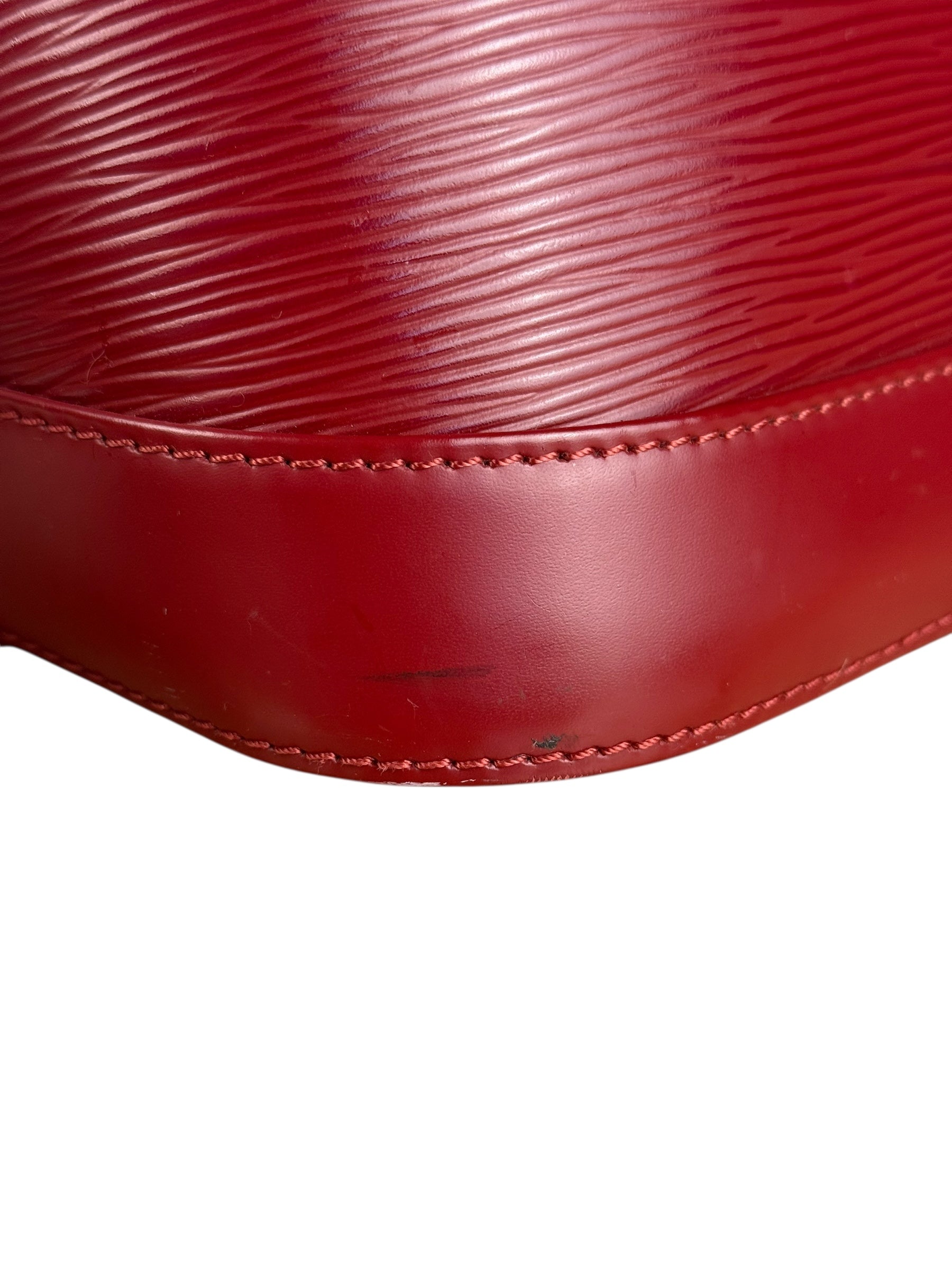Louis Vuitton Rubis Epi Alma GM