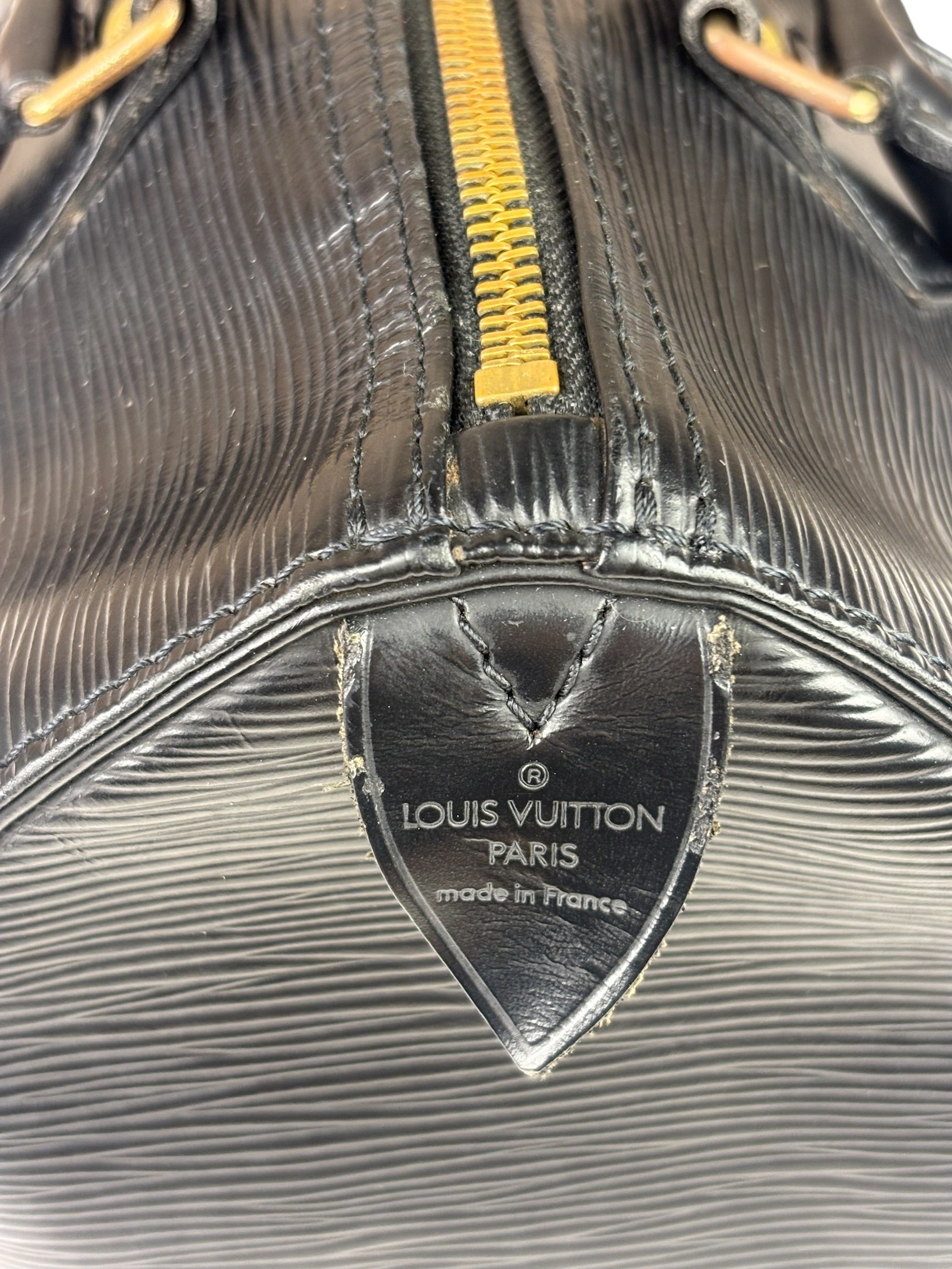 Louis Vuitton Black Epi Leather 25