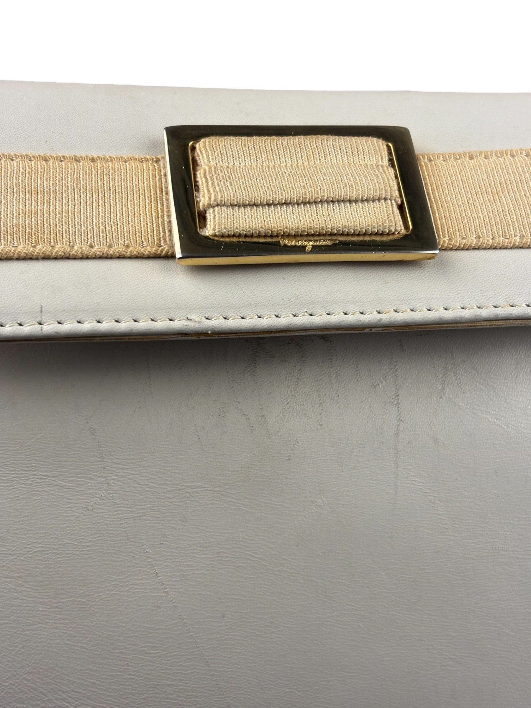 Salvatore Ferragamo Vintage Cream Vara Leather Crossbody Shoulder Bag