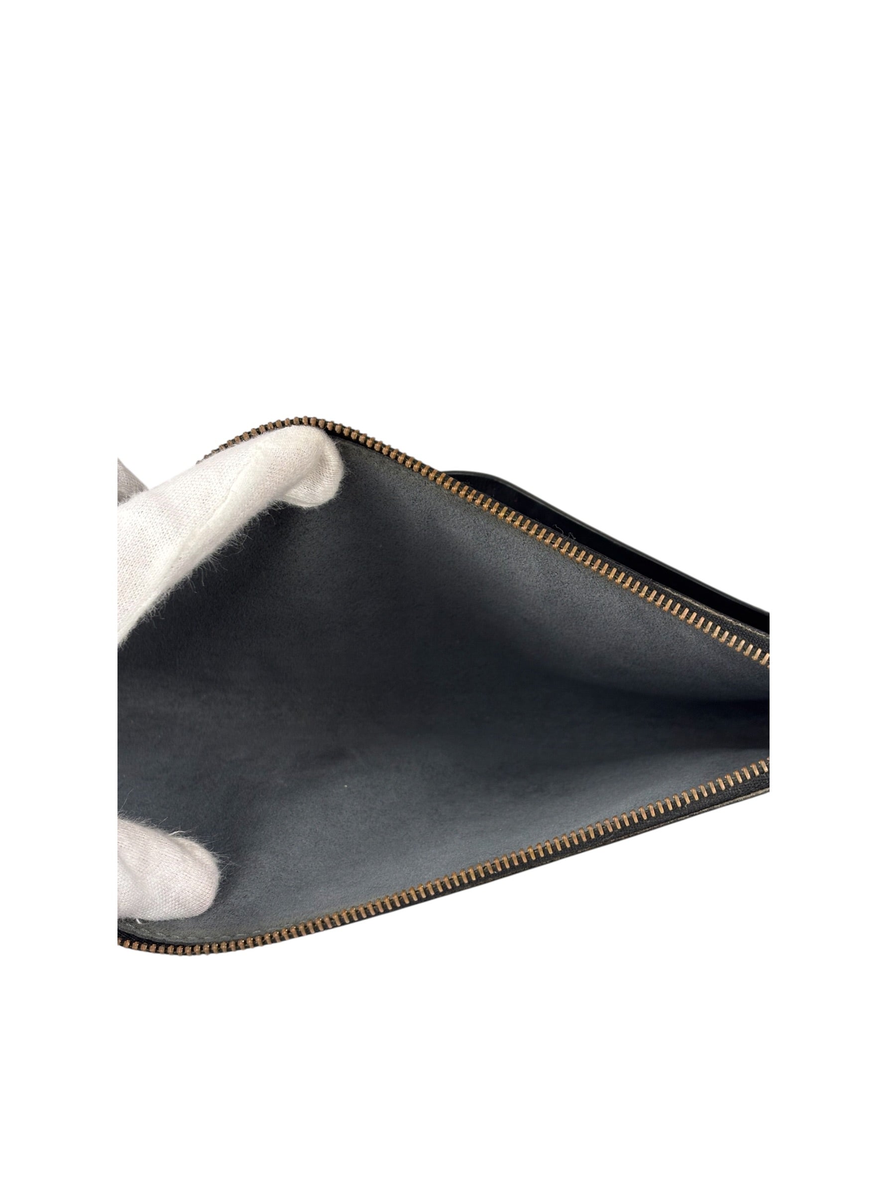Louis Vuitton Black Epi Leather Pochette