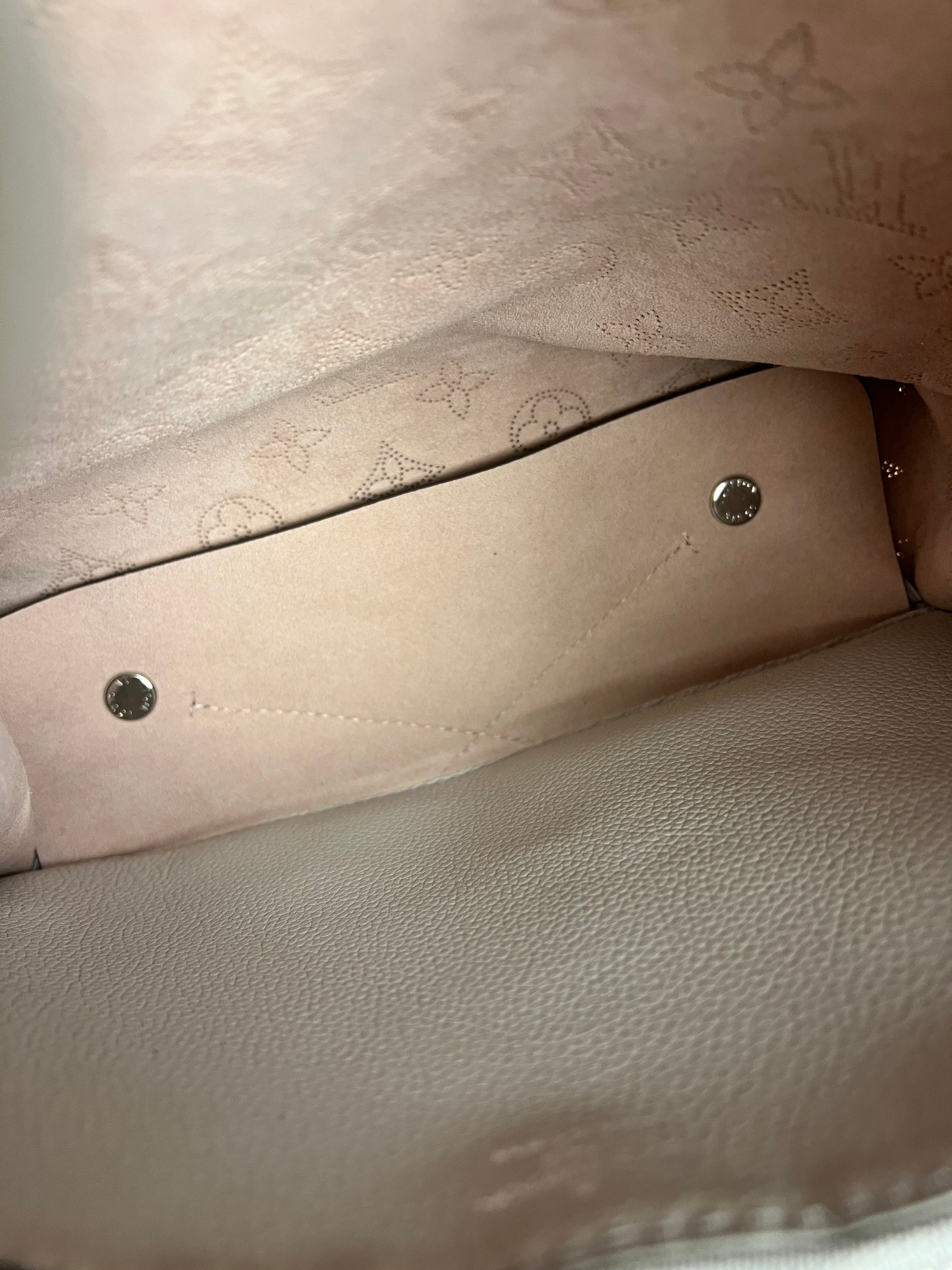 Louis Vuitton Leather Muria Bucket Bag