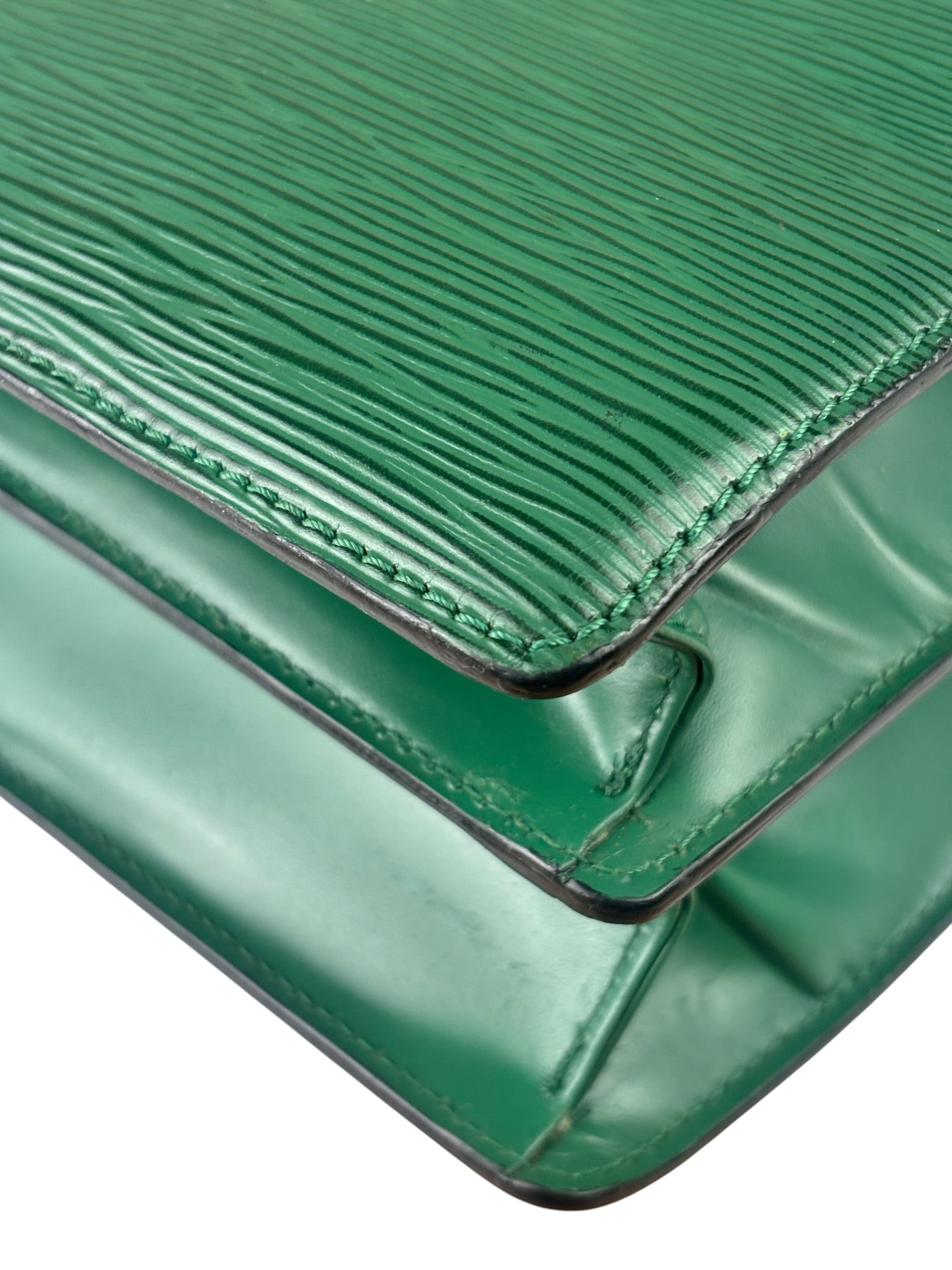 Louis Vuitton Borneo Green Epi Leather Capucines Crossbody Bag