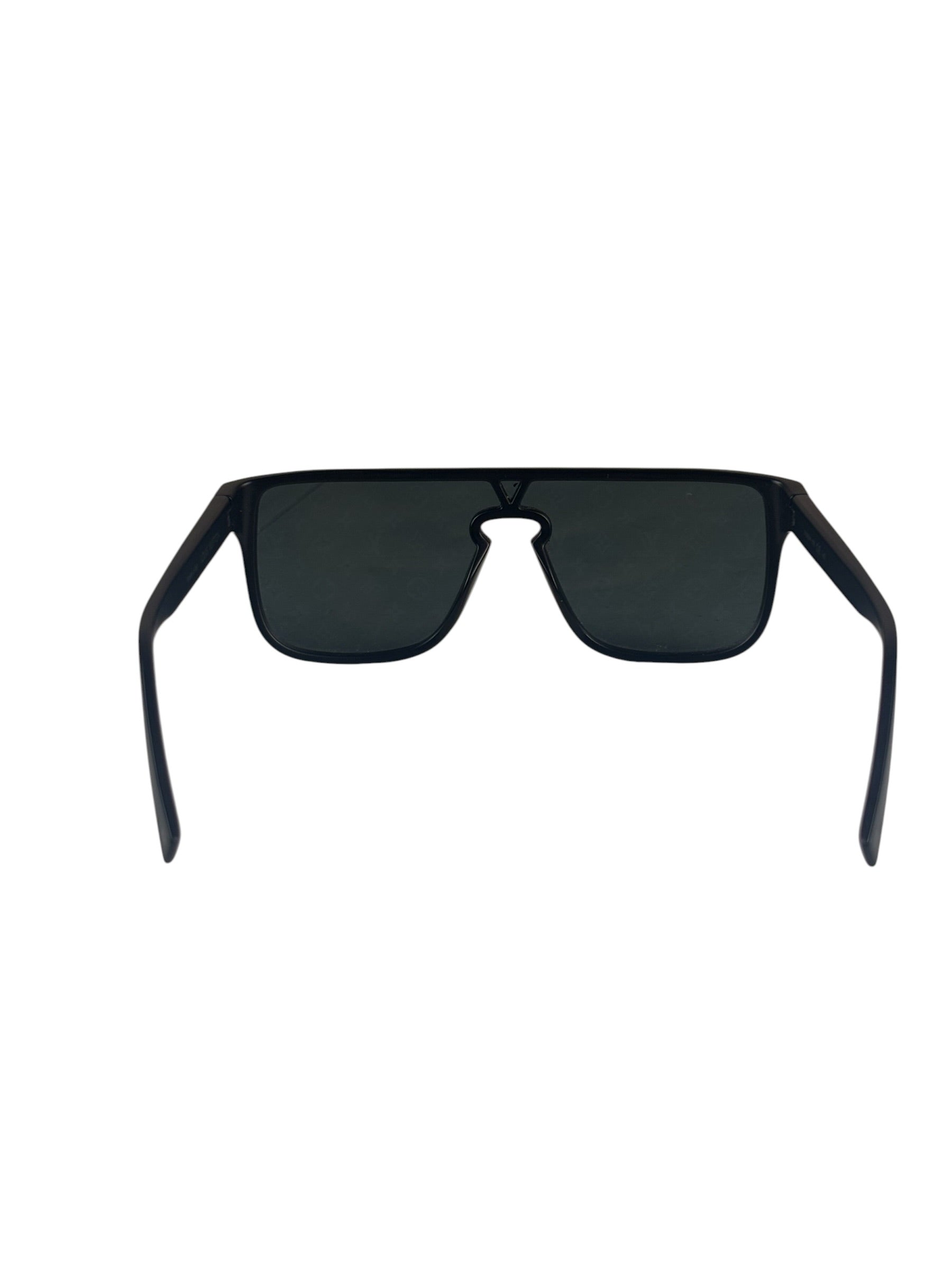 Louis Vuitton LV Waimea Monogram Sunglasses Black