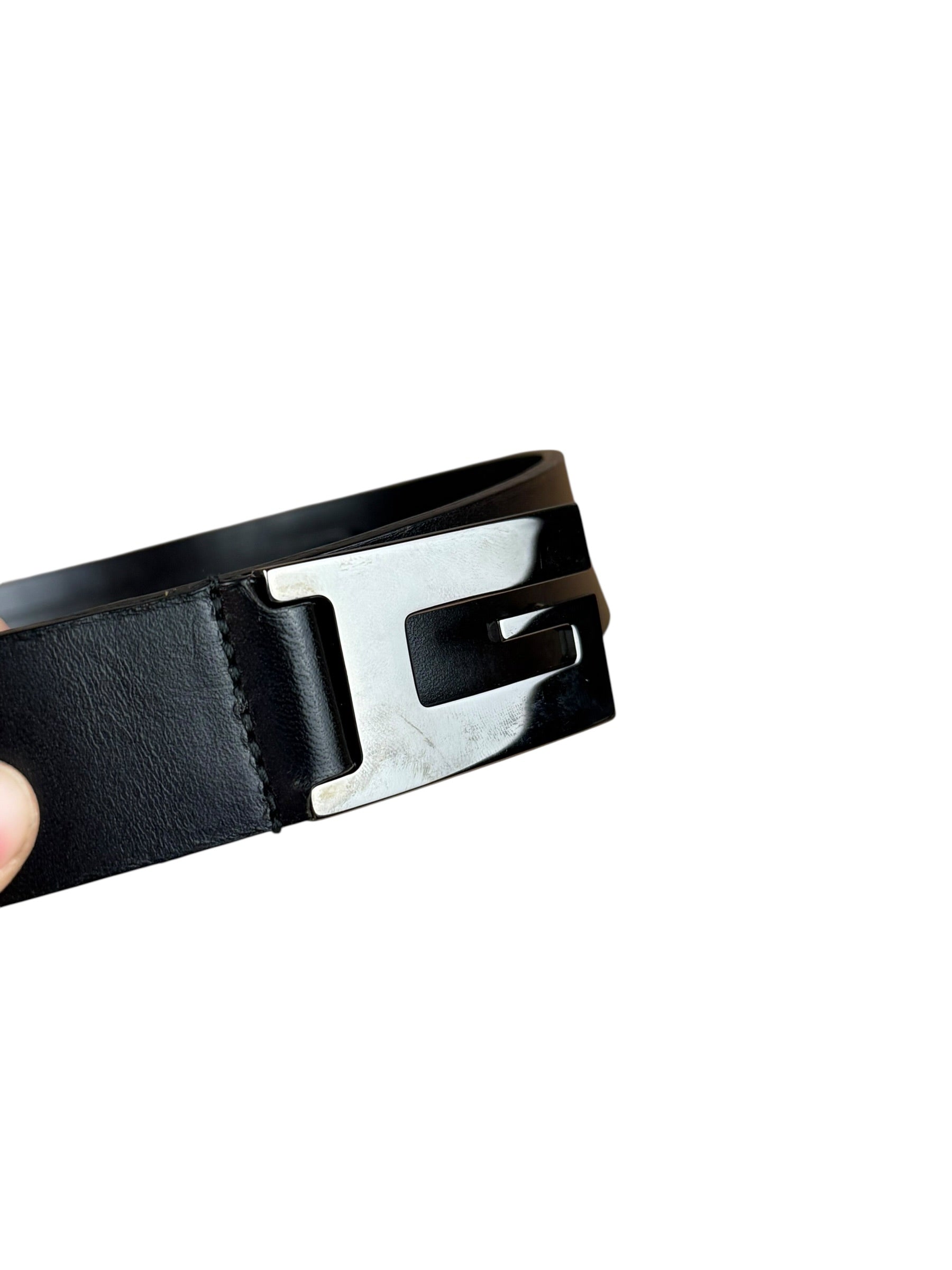 Gucci Black Leather G Buckle Belt
