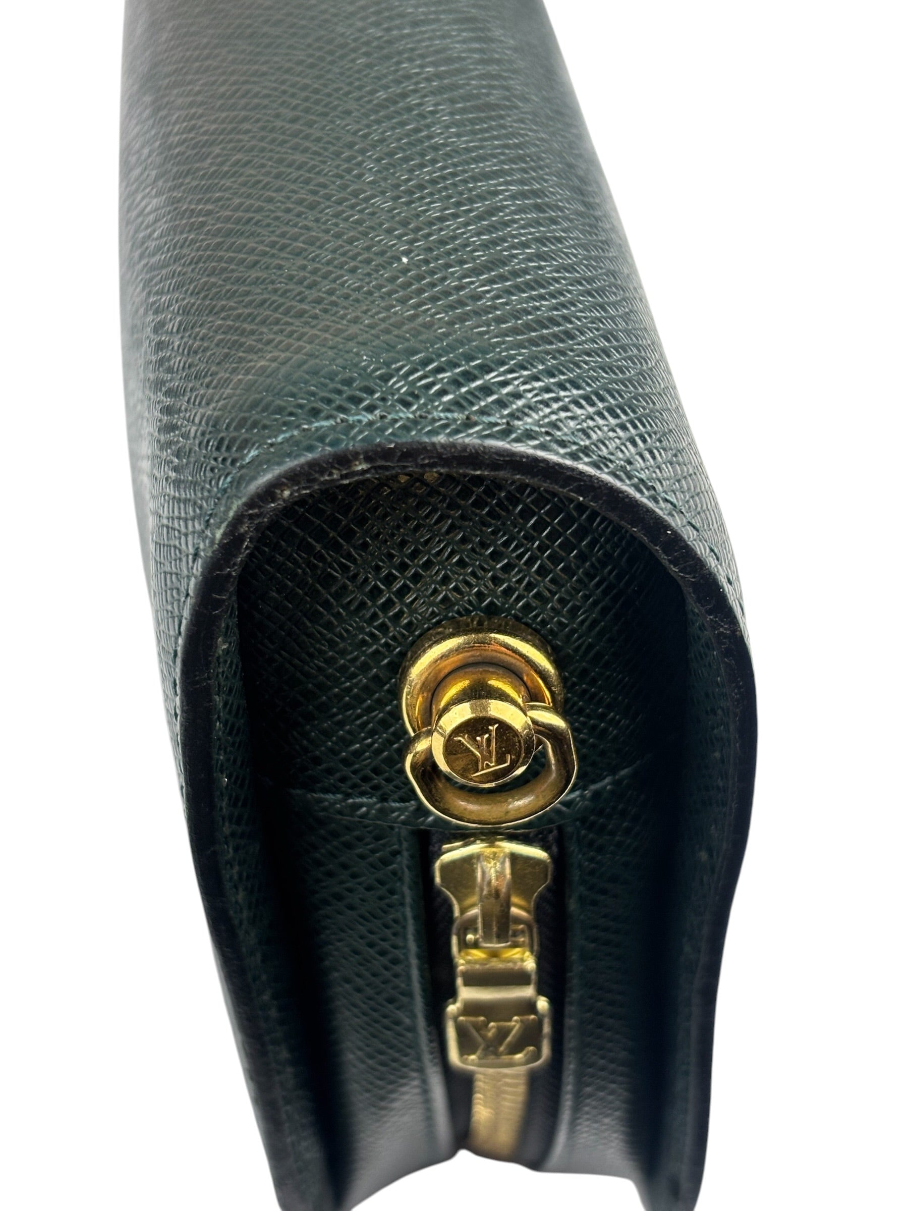 Louis Vuitton Green Taiga Leather Baikal Clutch