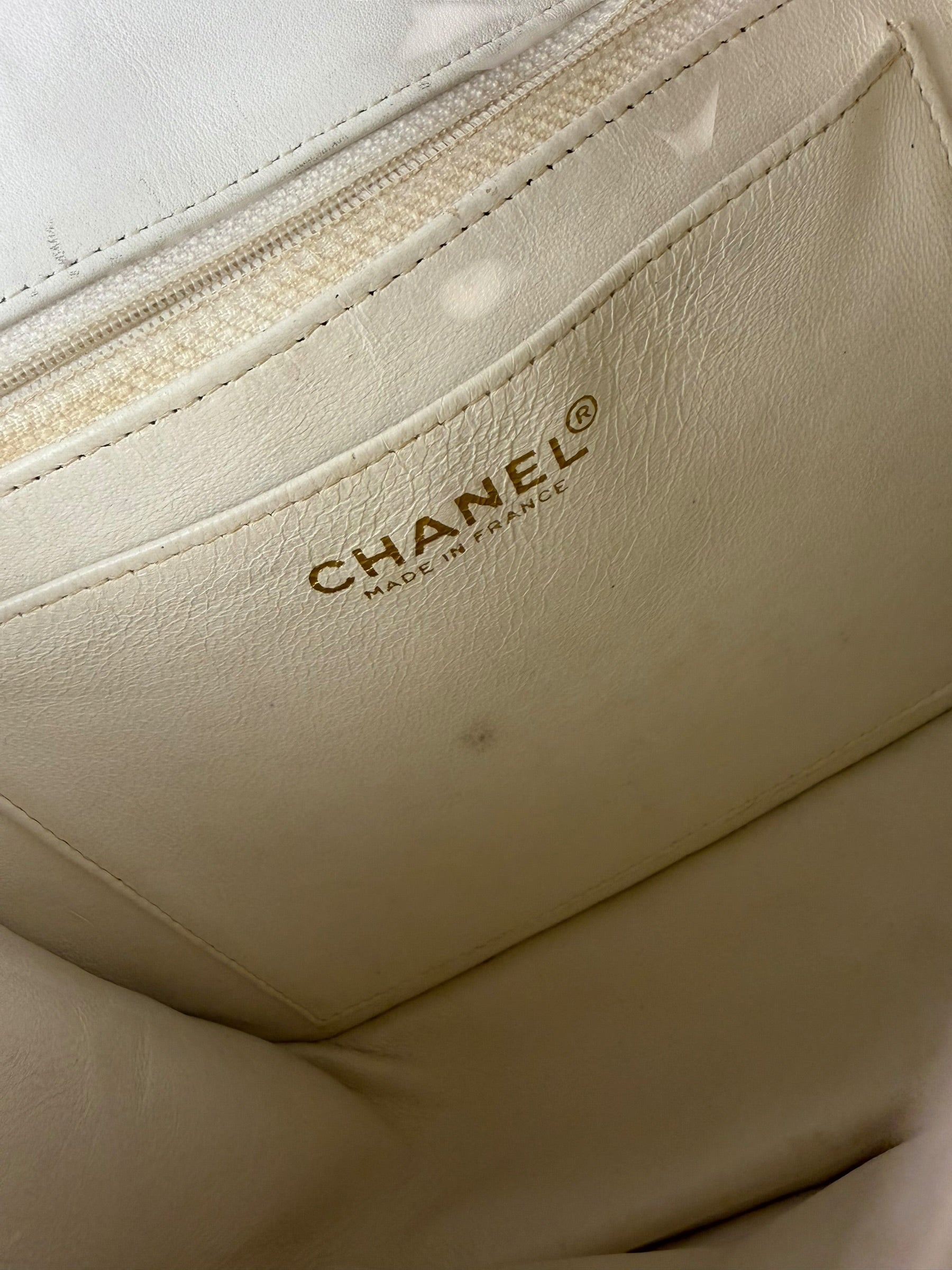 Chanel White Leather Trim Tweed Shoulder Bag 2001