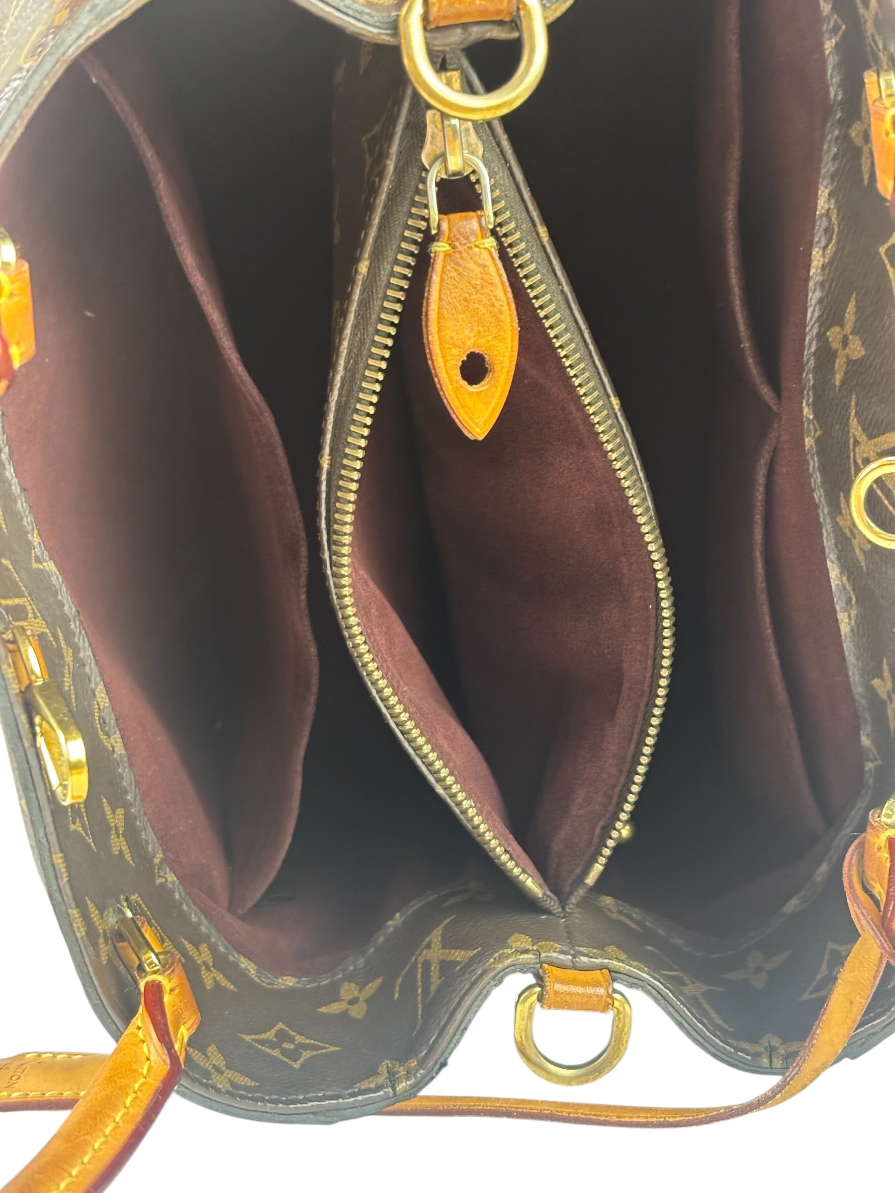 Louis Vuitton Monogram Montaigne Handbag PM