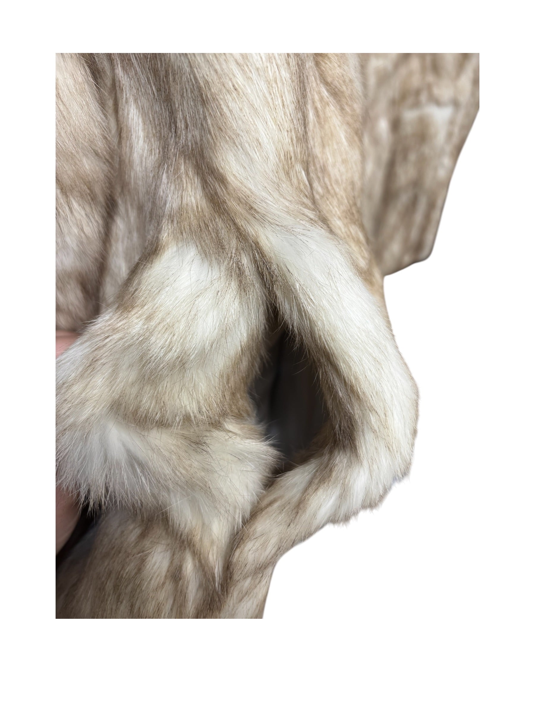 Imagnin Vintage Beige/Cream Rabbit Fur Coat