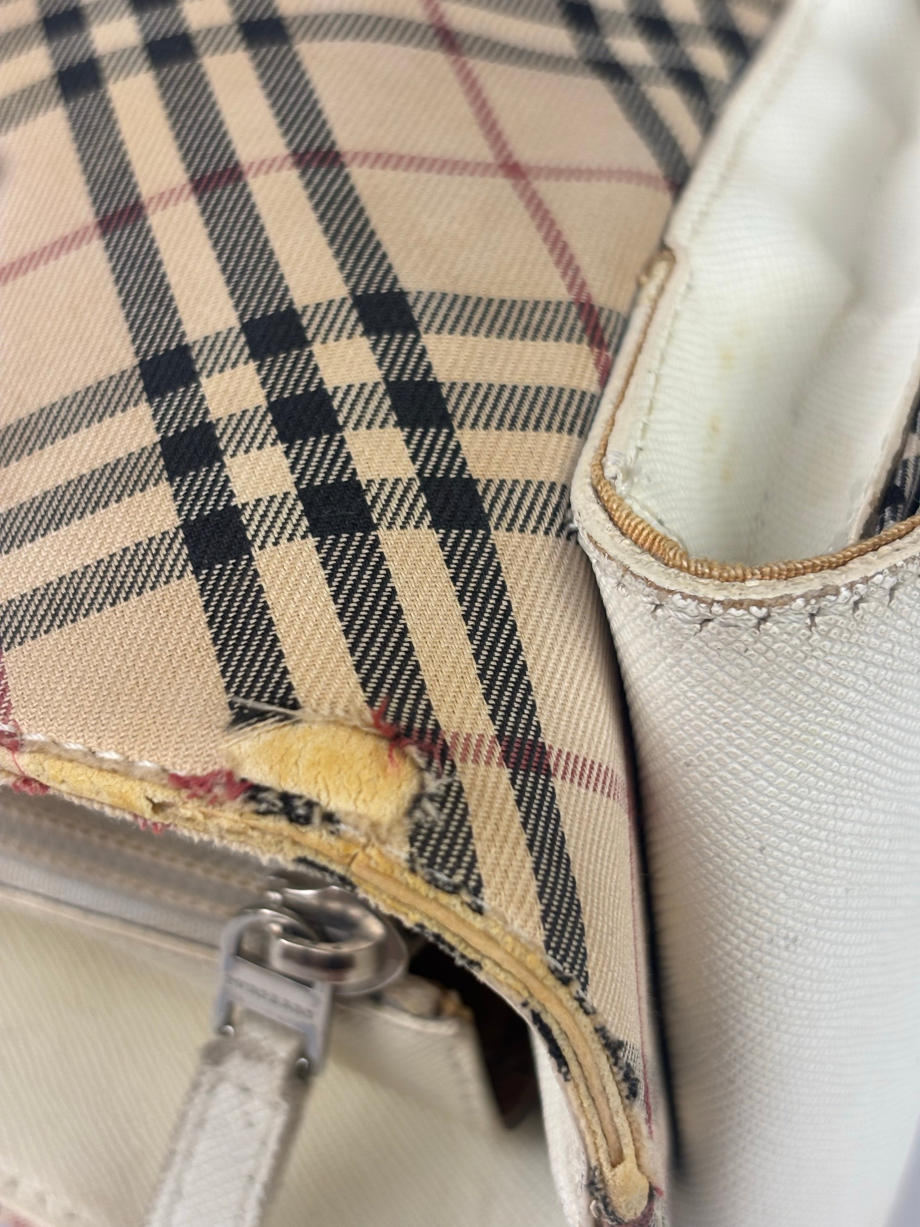 Burberry White Leather Trim Nova Check Shoulder Bag