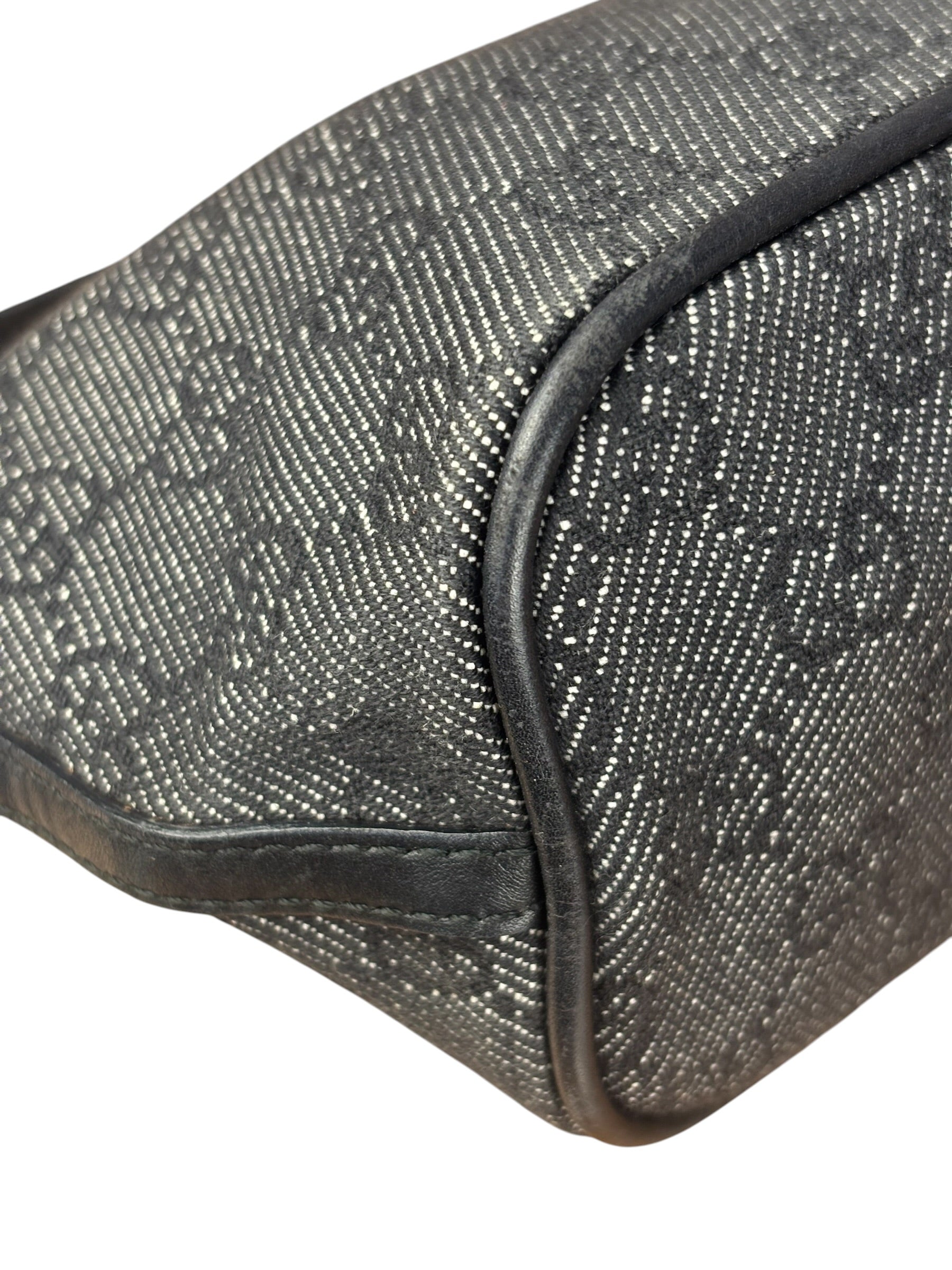 Gucci GG Black Canvas Pochette Handbag