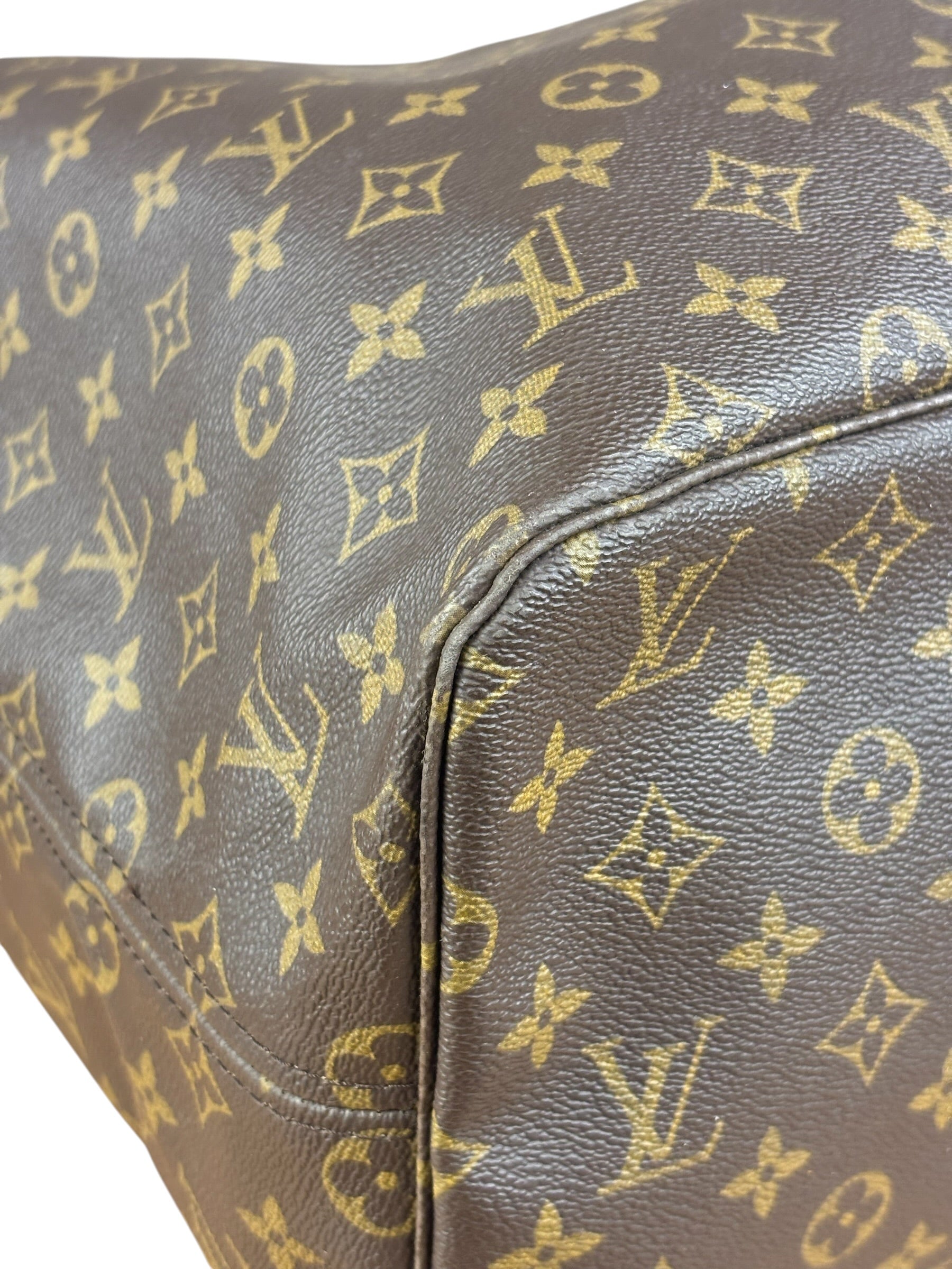Louis Vuitton Monogram Neverfull Tote Bag GM