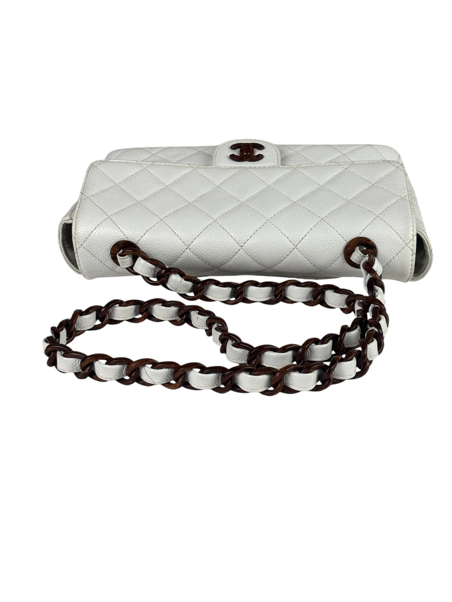 Chanel White Quilted Caviar Wooden M Flap 1999