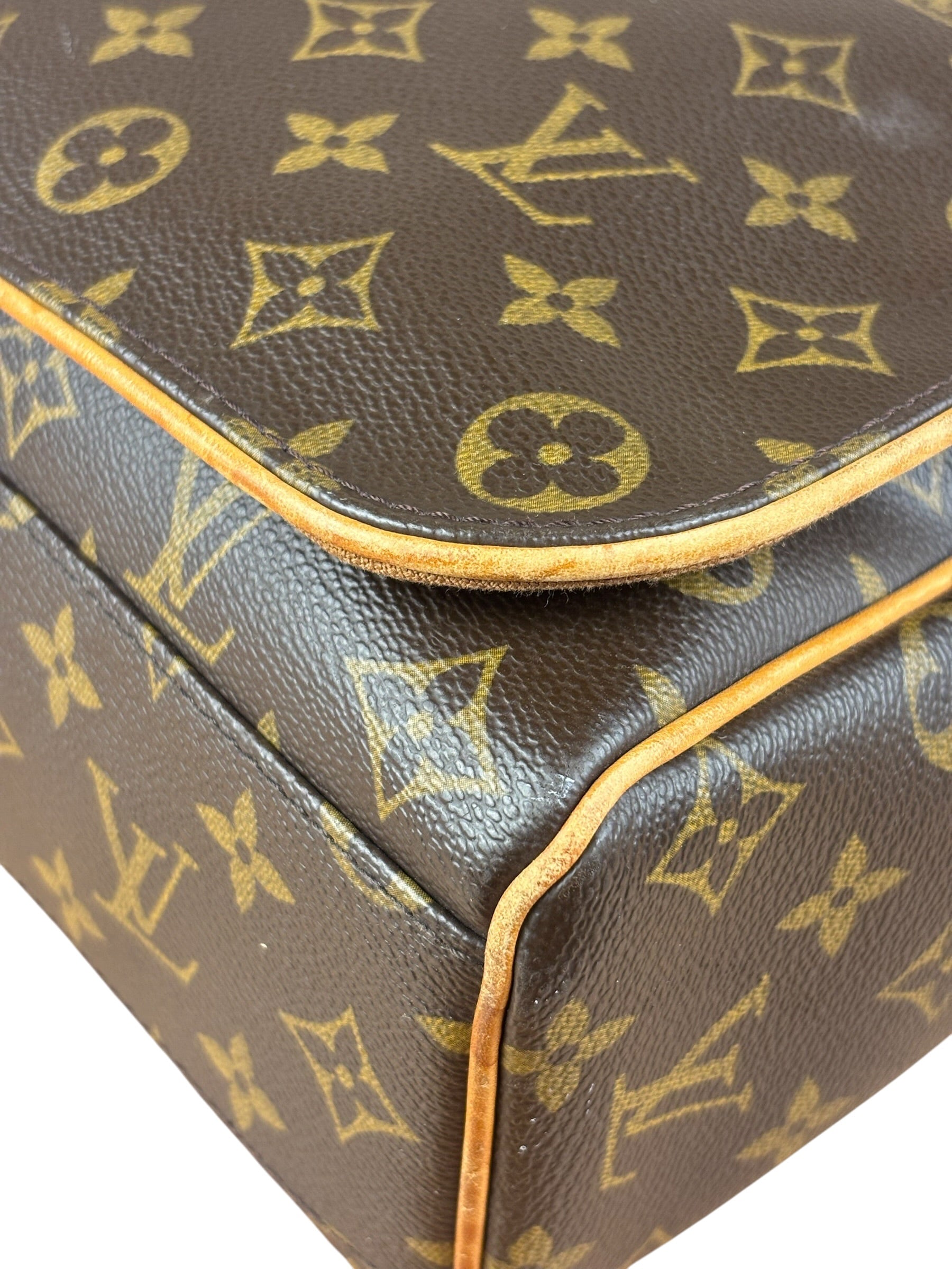 Louis Vuitton Monogram Messenger Bag