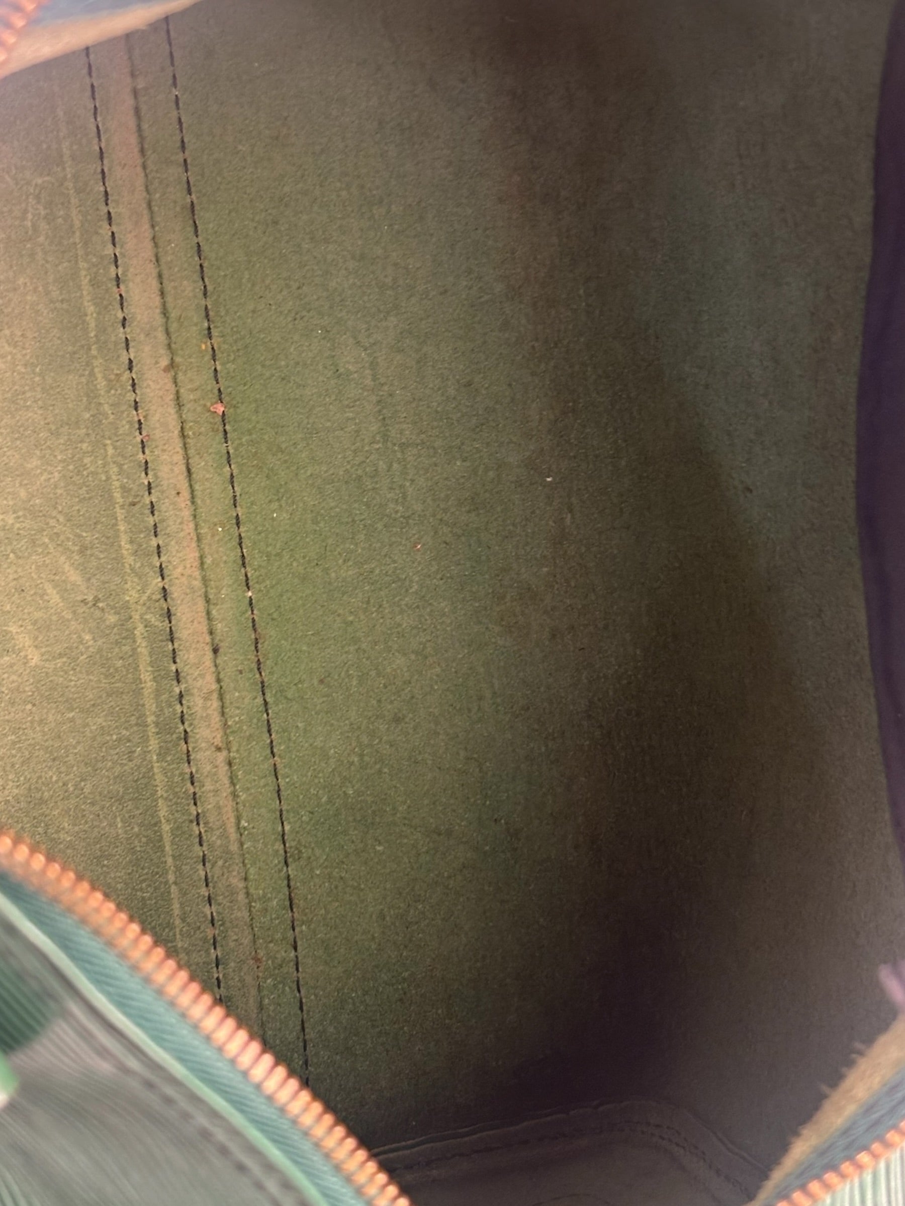 Louis Vuitton Vintage Green Epi Speedy 35