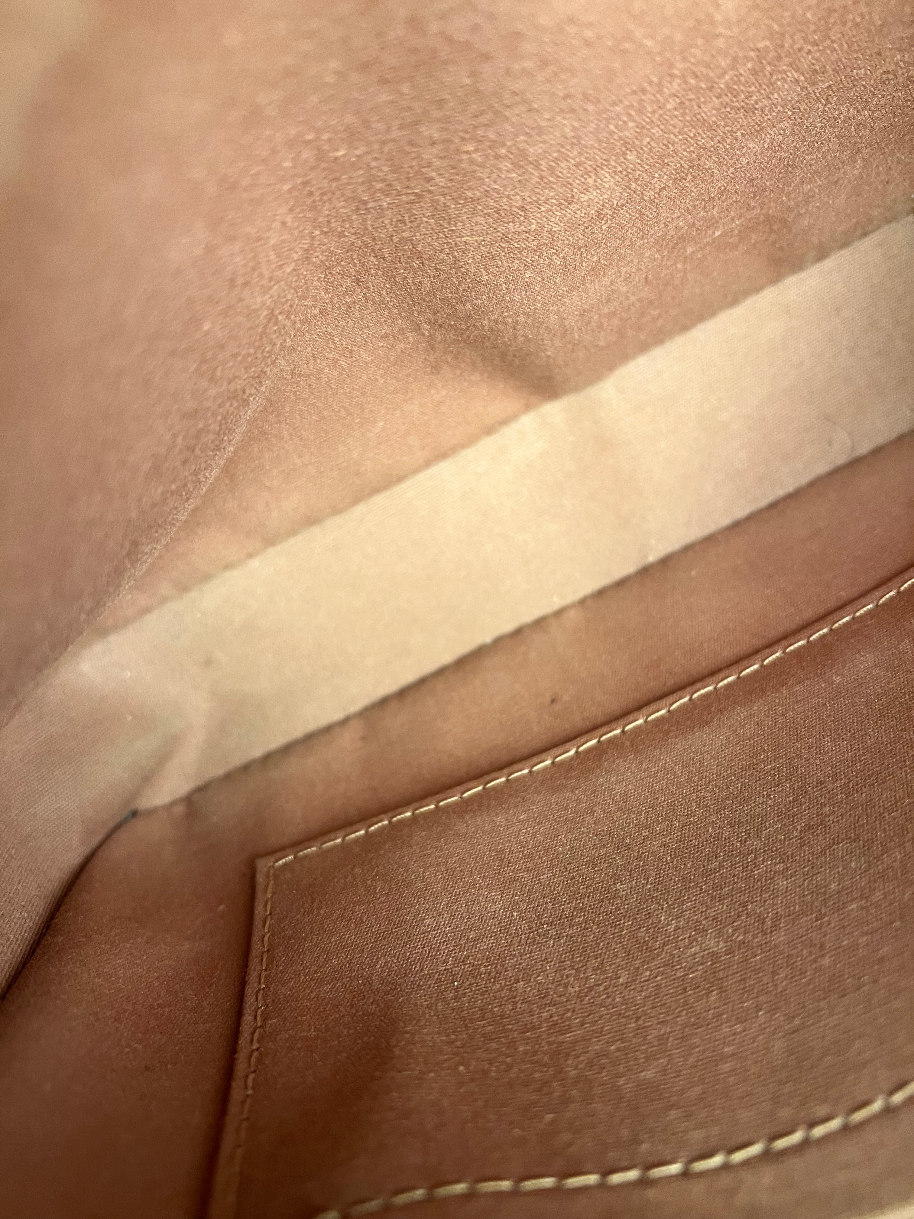 Louis Vuitton Monogram Vernis Pochette Beige