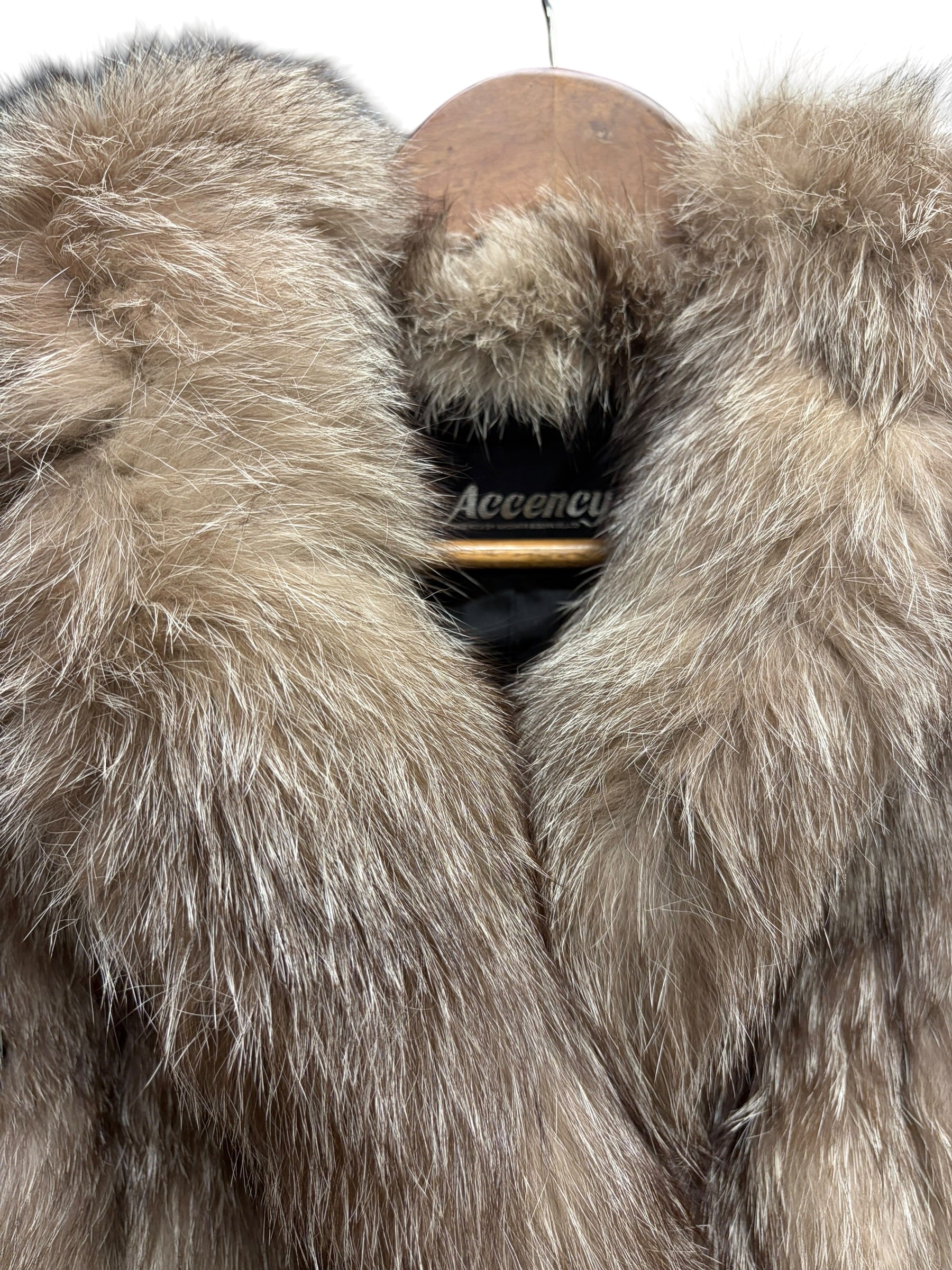 Vintage Accency Neutral-Toned Fox Fur Coat