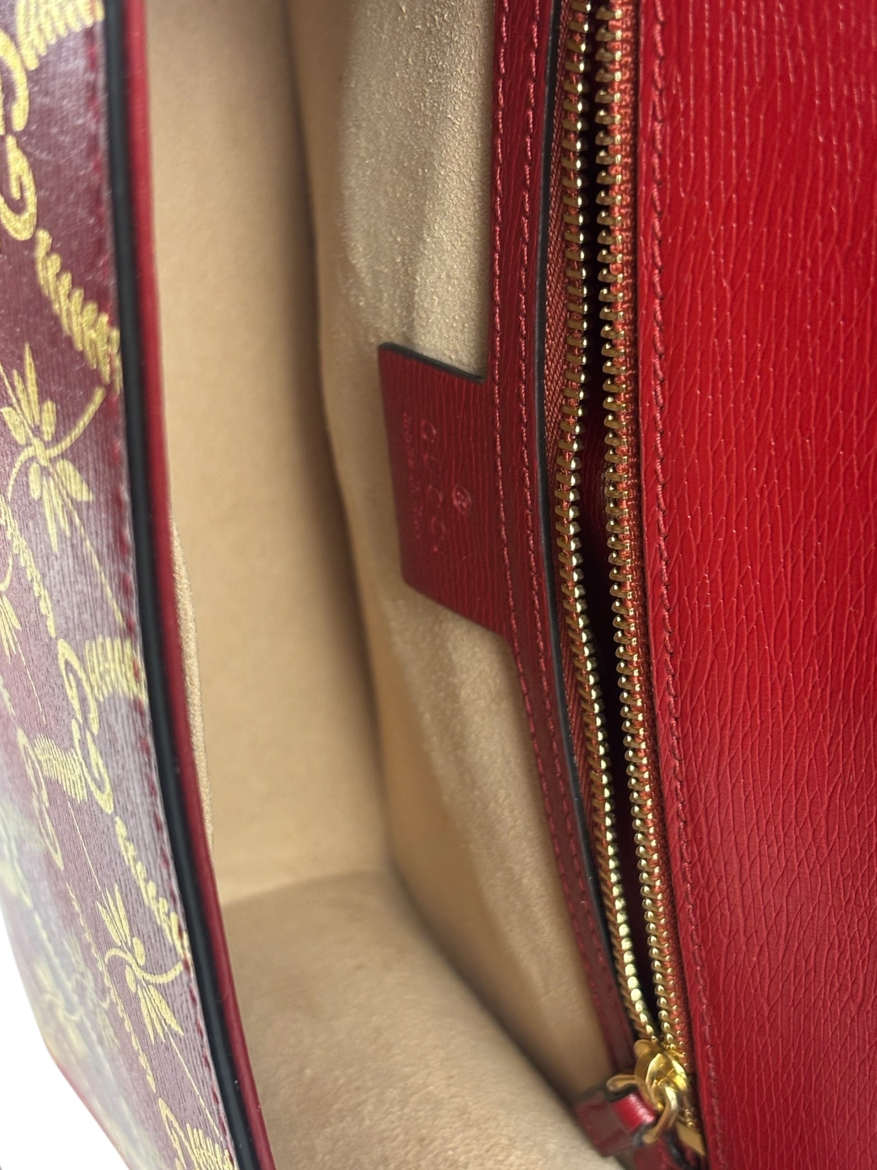 Gucci Red Leather Sylvie Chain Shoulder Bag
