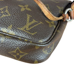 Louis Vuitton Monogram Pochette