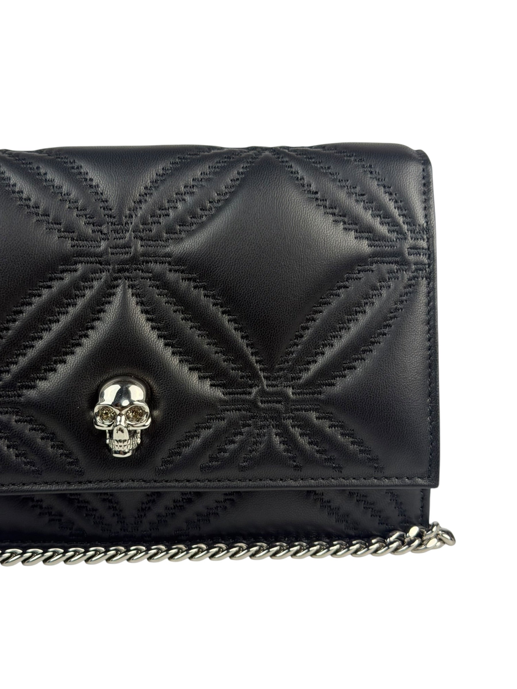 Alexander McQueen Black Leather Medium Skull Shoulder Bag