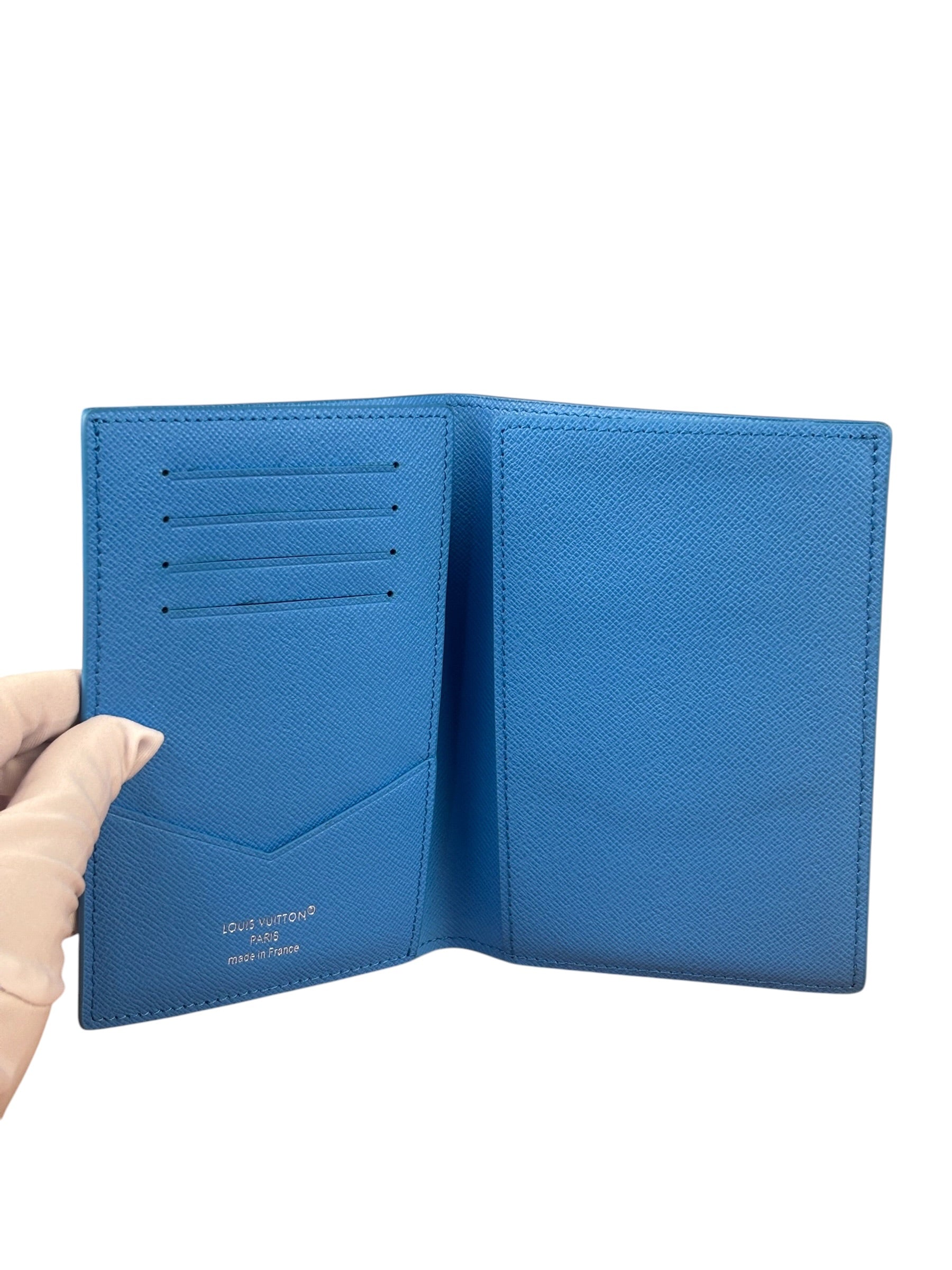 Louis Vuttion Pool Blue Monogram Passport Cover