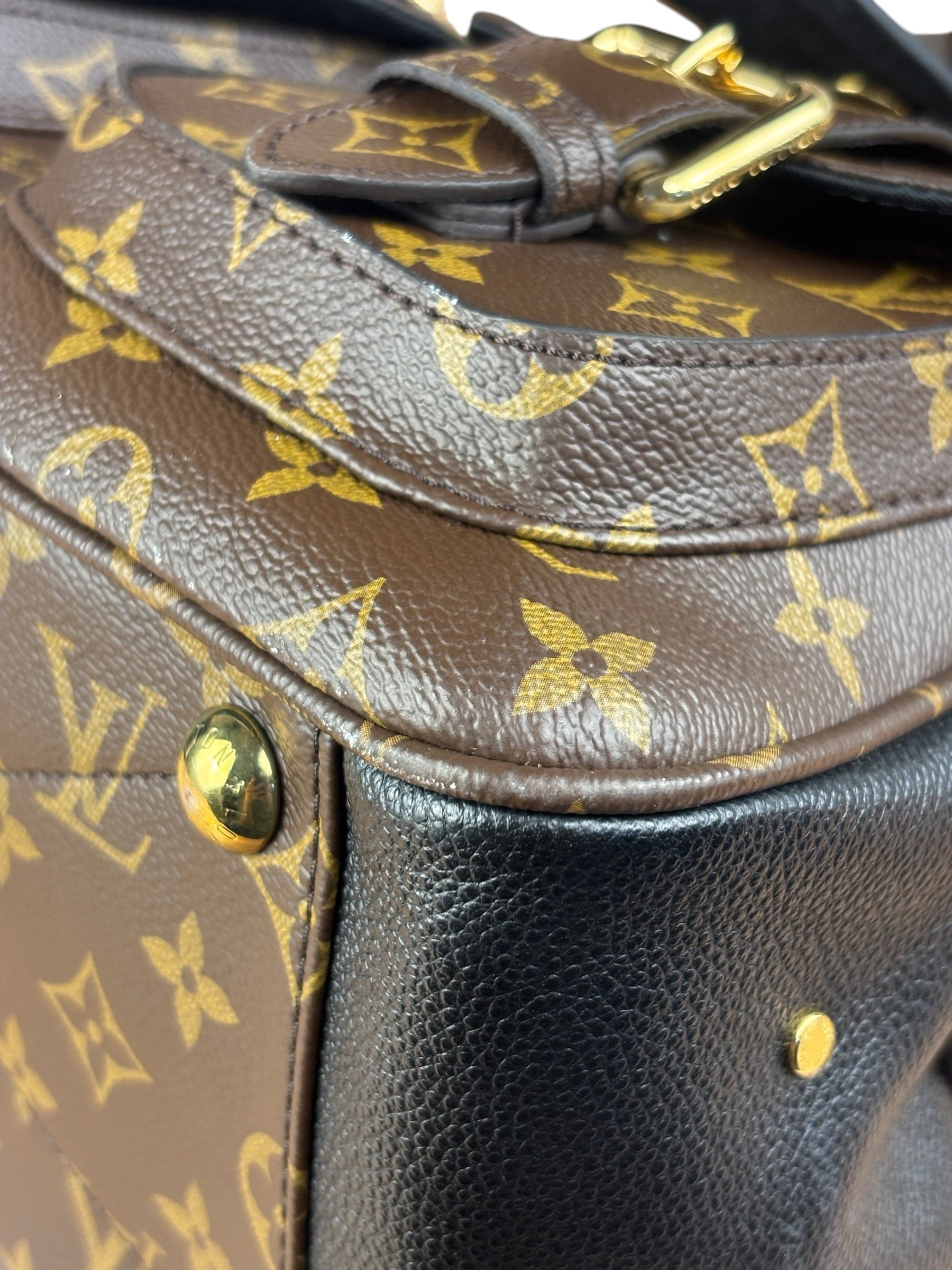 Louis Vuitton Monogram Manhattan NM Handbag
