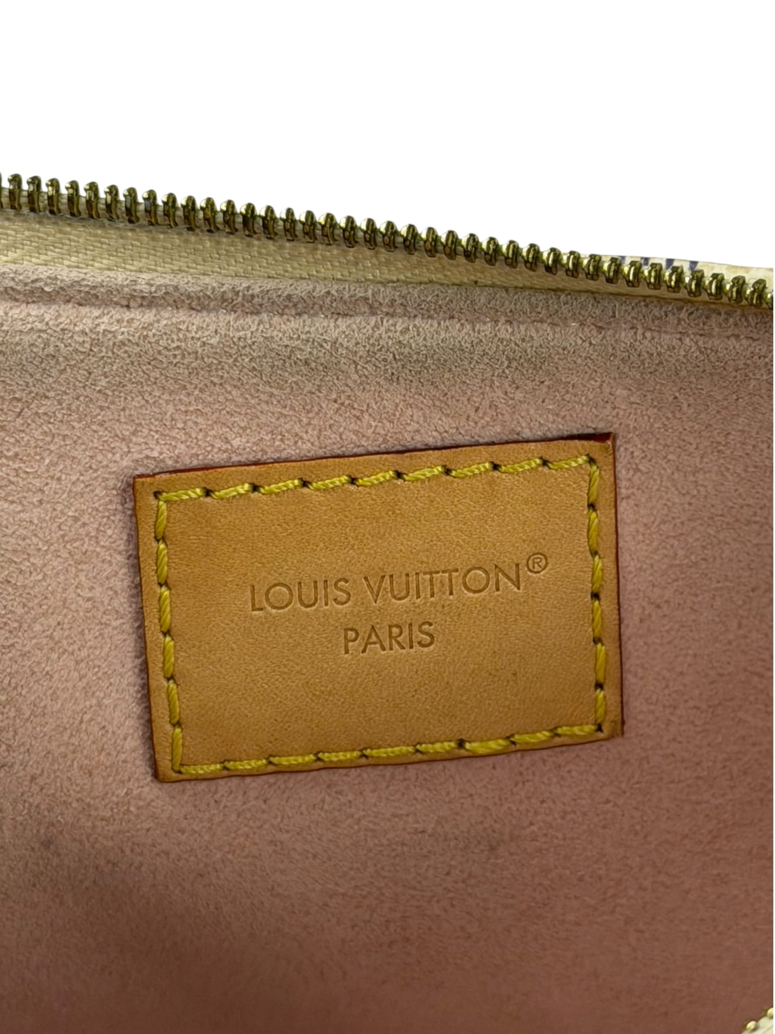Louis Vuitton Damier Azur Liv Pochette