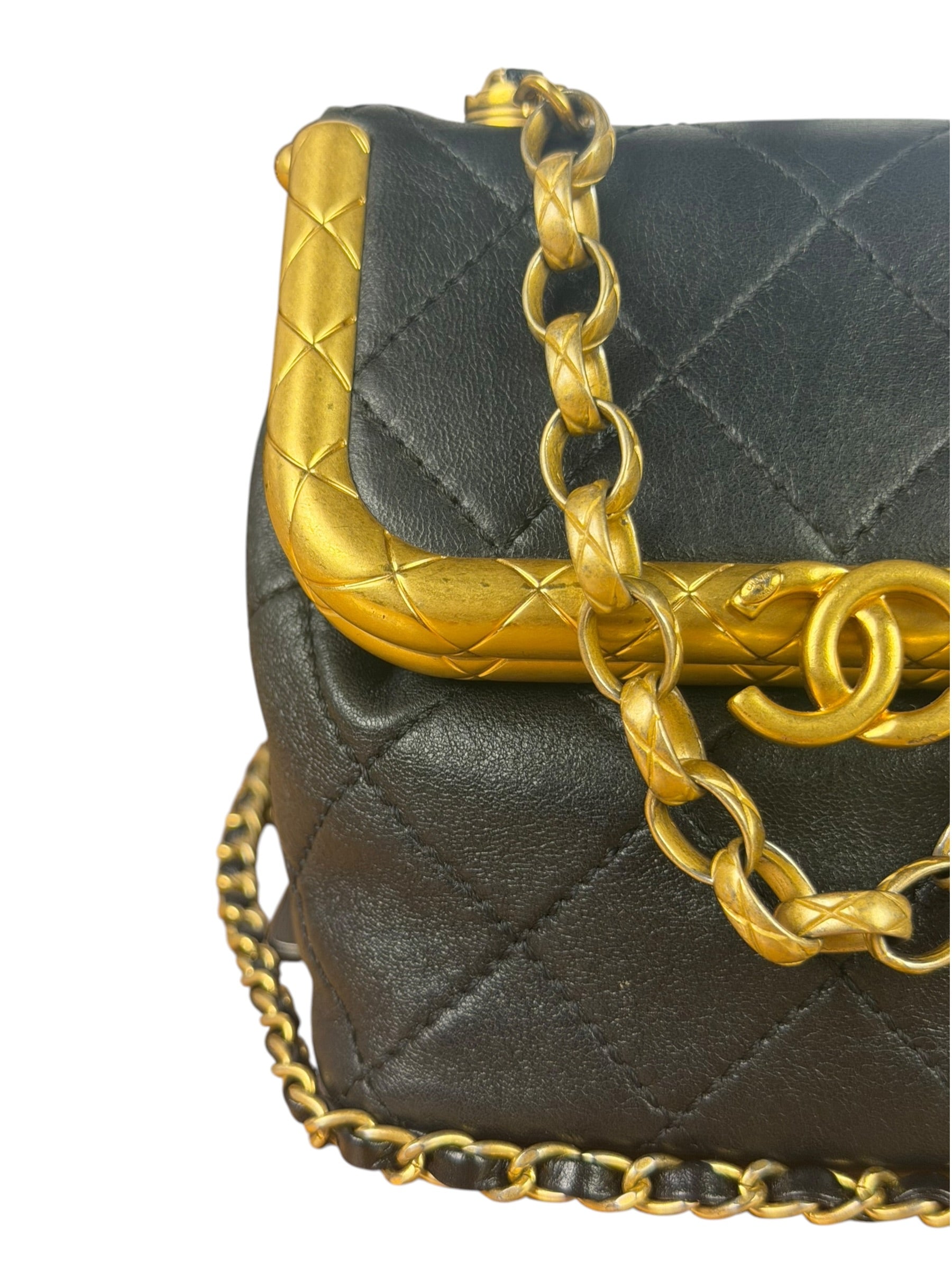 Chanel Black Quilted Leather Kiss-Lock My Crush Micro Bag 2020