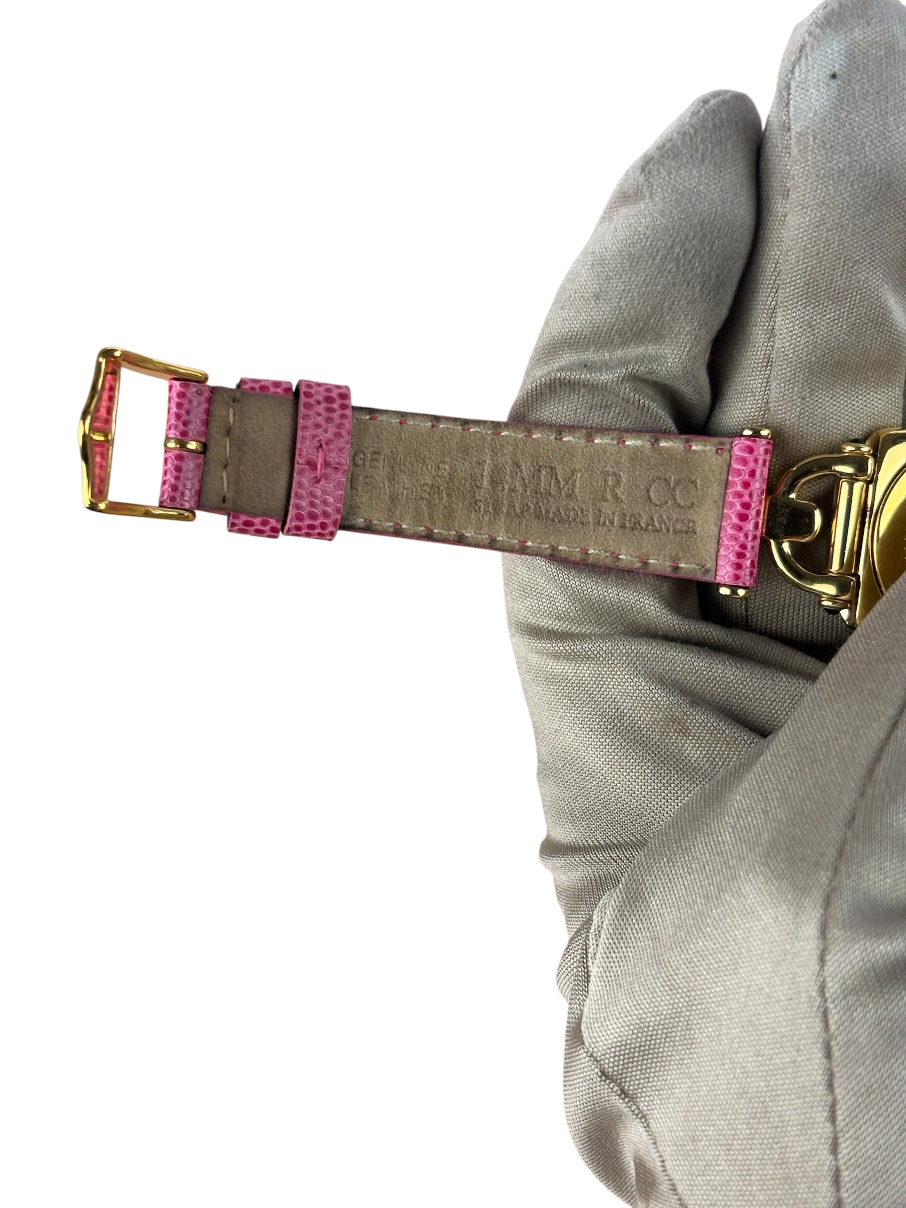 Gucci 6300L White Dial Pink Leather Strap