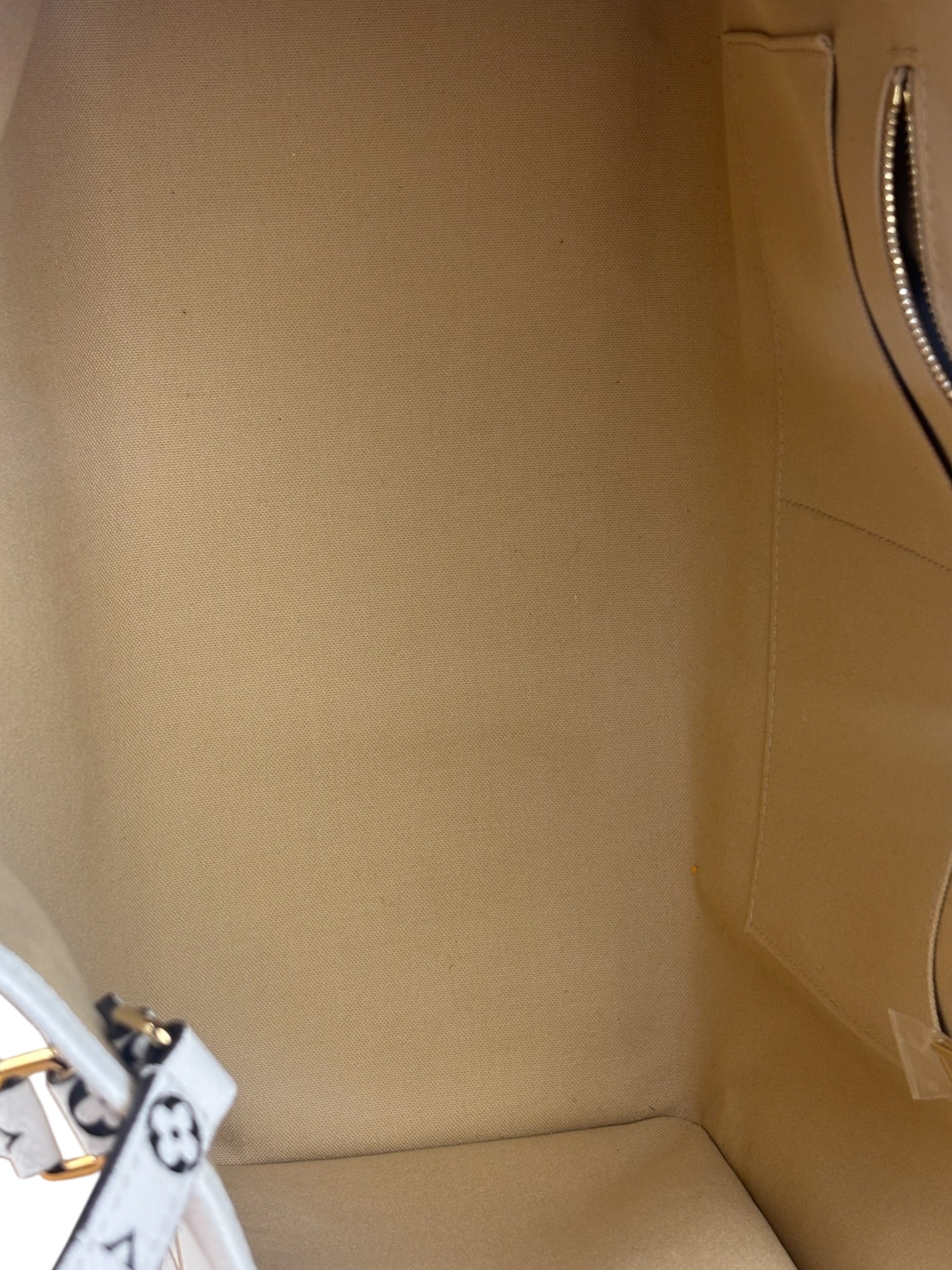 Louis Vuitton Khaki/Green OnTheGo GM Tote