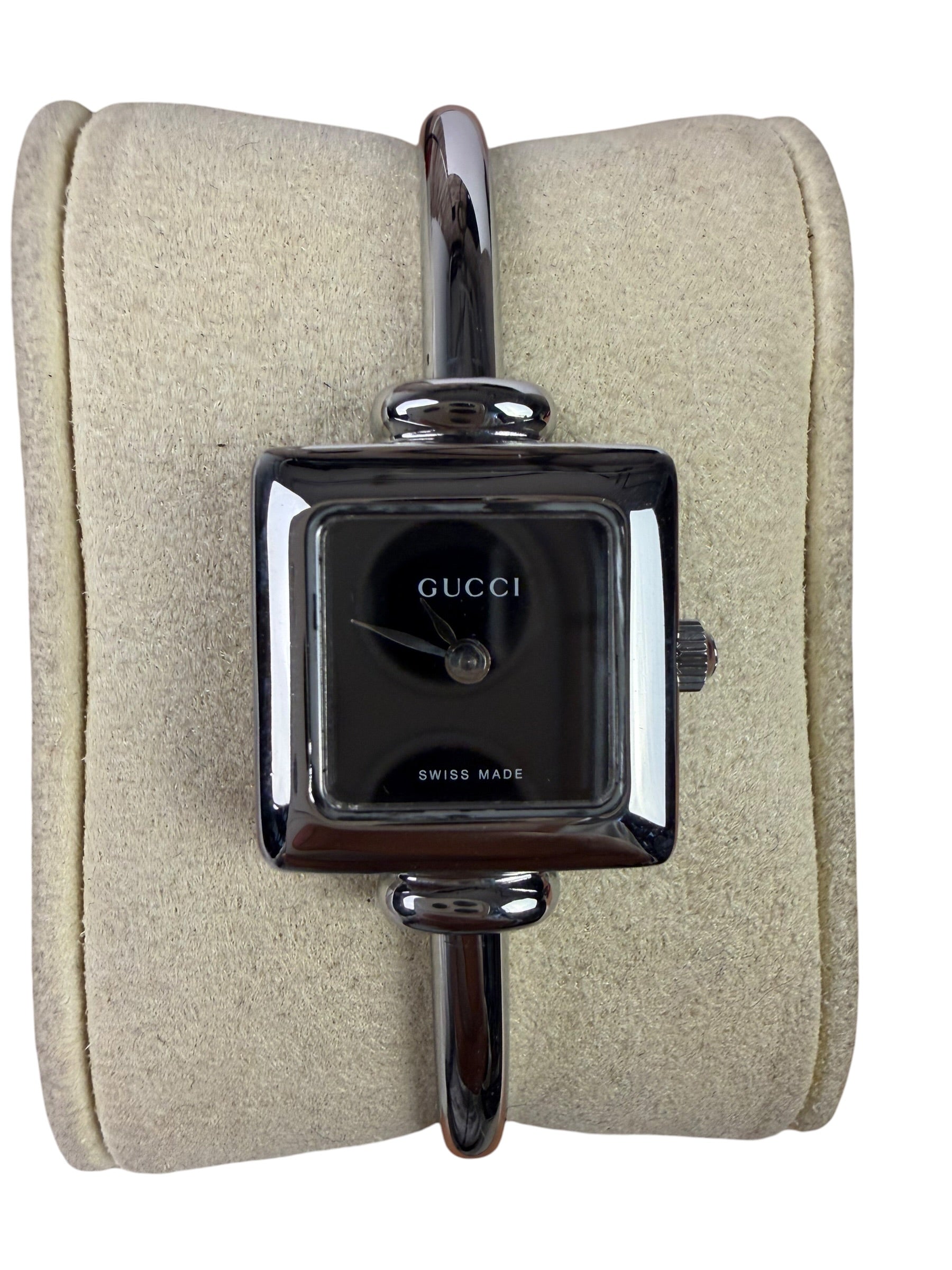 Gucci 1900L Black Square Dial Watch