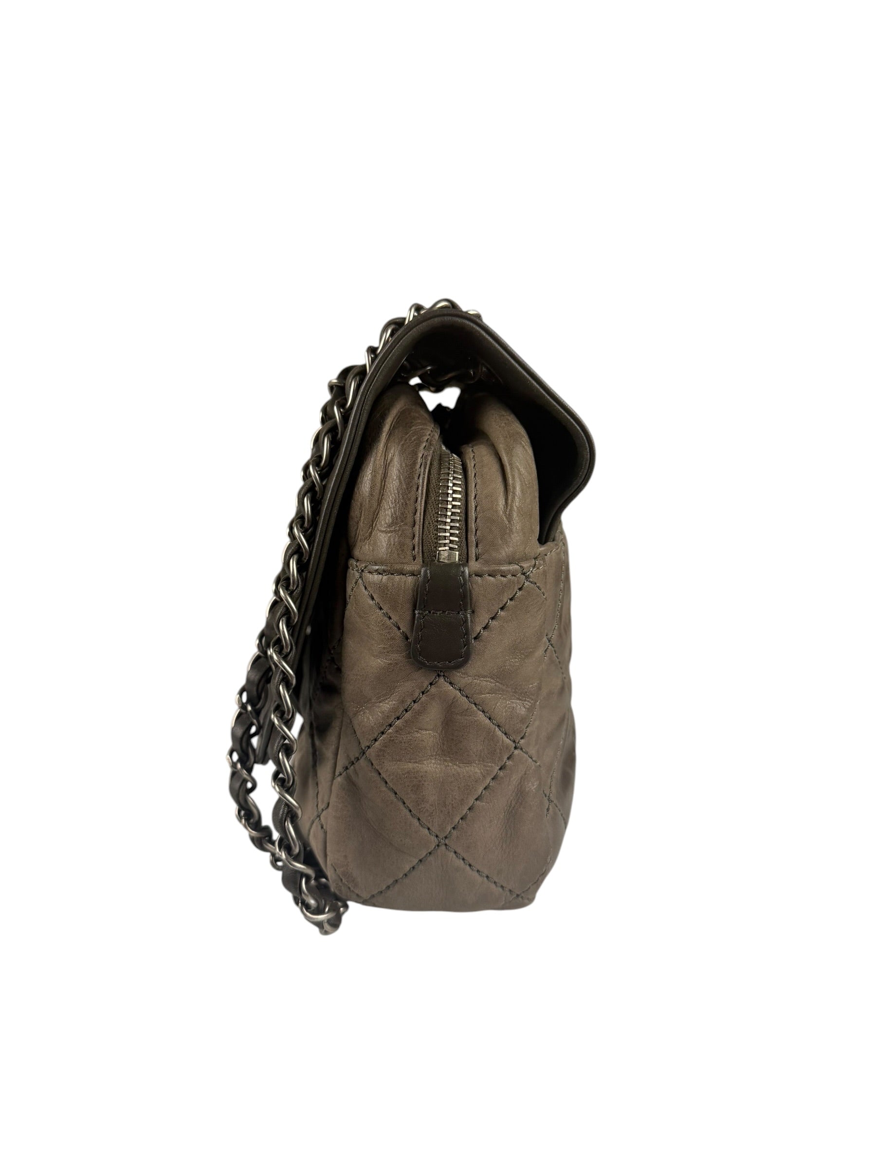 Chanel Bicolor Quilted Leather Chain Flap Bag 2011