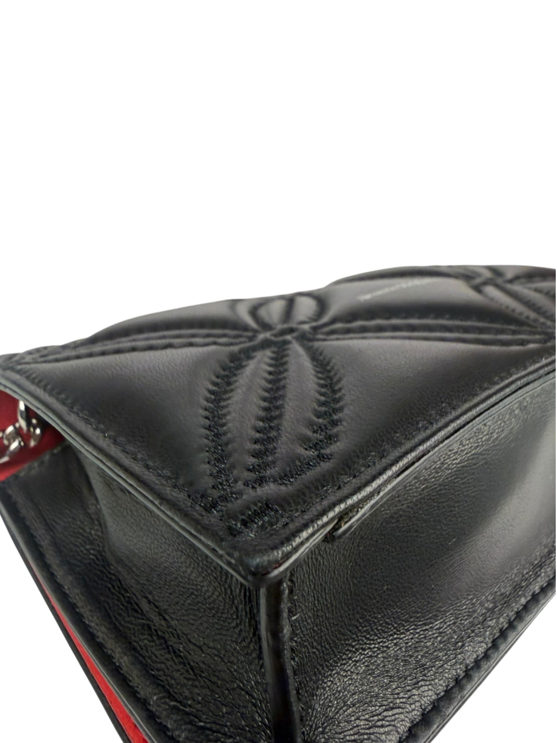 Alexander McQueen Black Leather Medium Skull Shoulder Bag